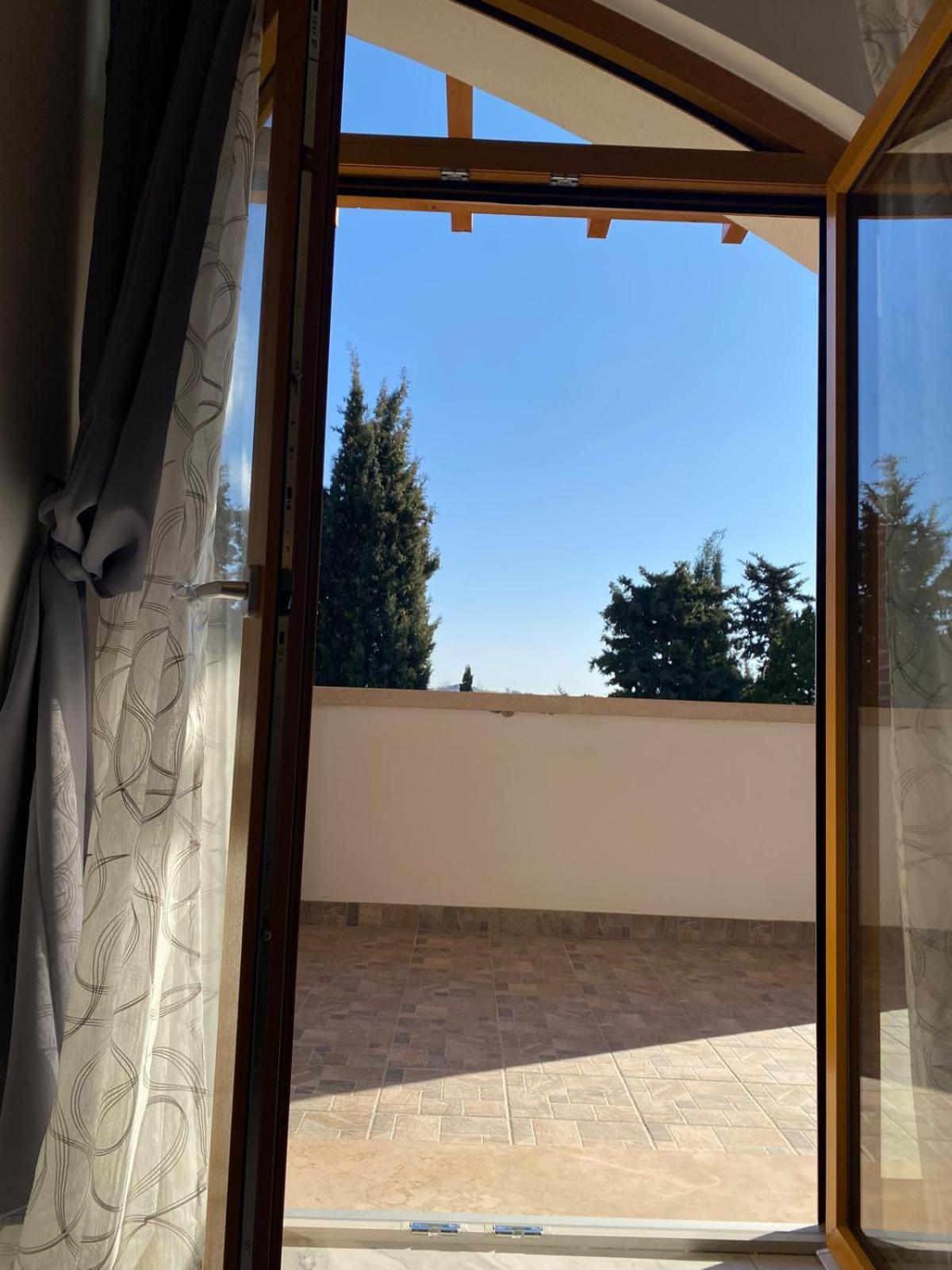 Double Room with Balcony photo 2