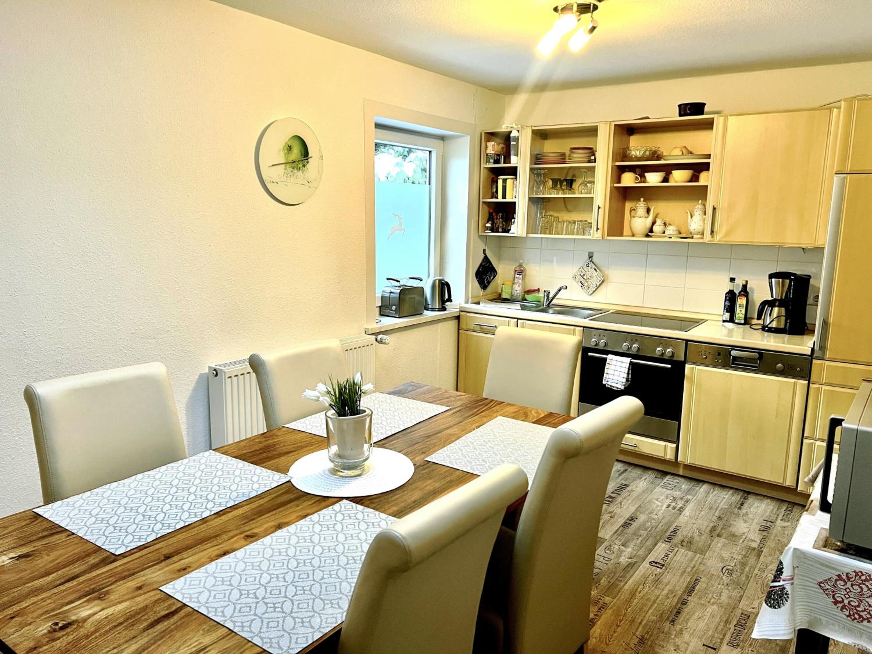 Apartment with Mountain View - Photo 13