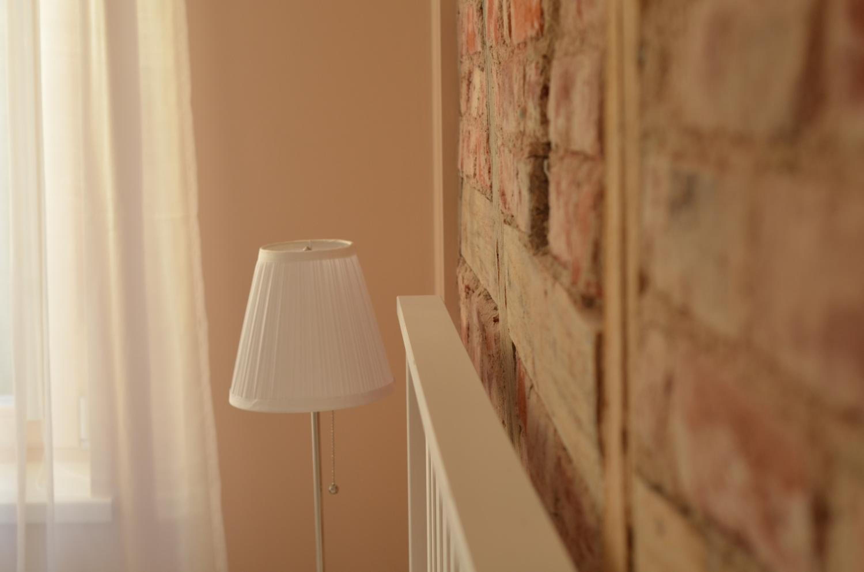 Double Room with Balcony - Photo 4