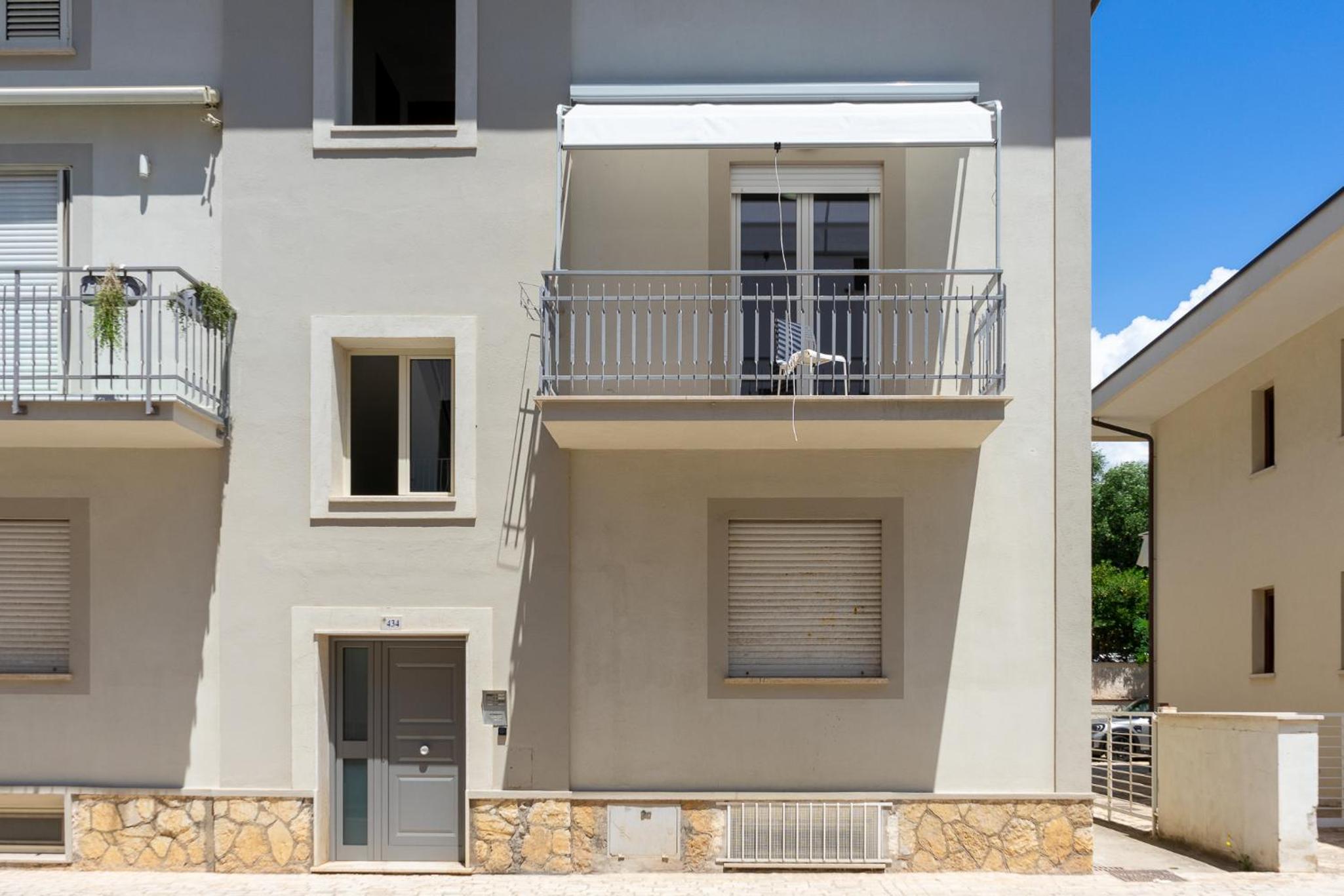 One-Bedroom House