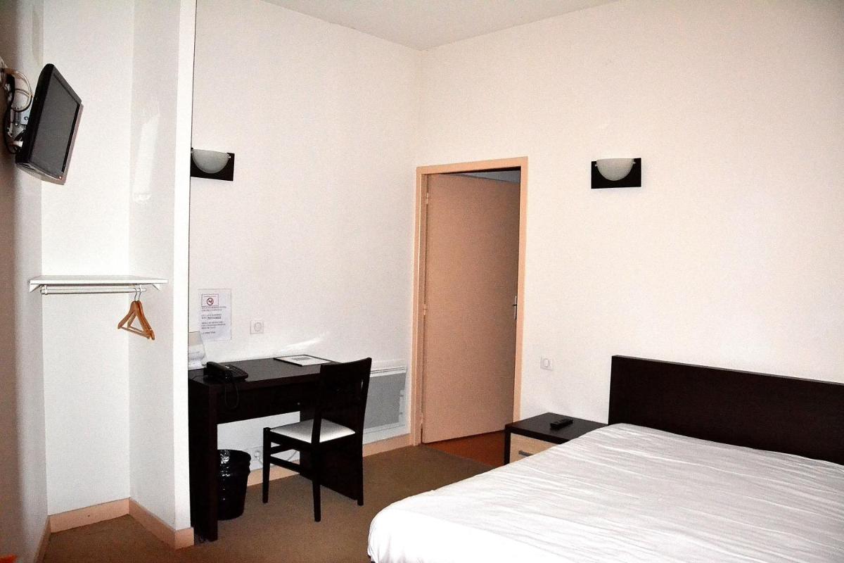 Double Room - Disability Access photo 2