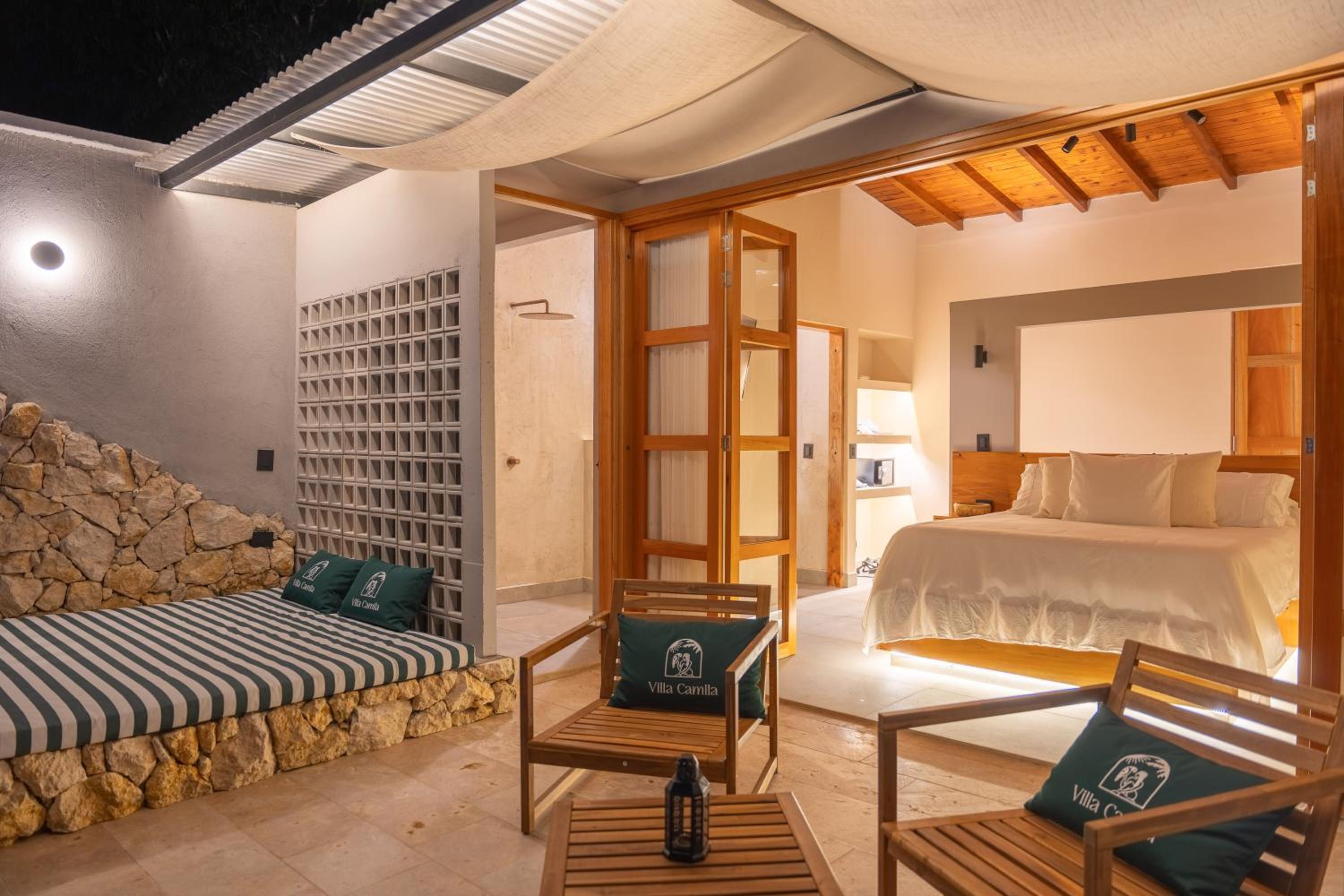 Junior Suite with Private Pool photo 3