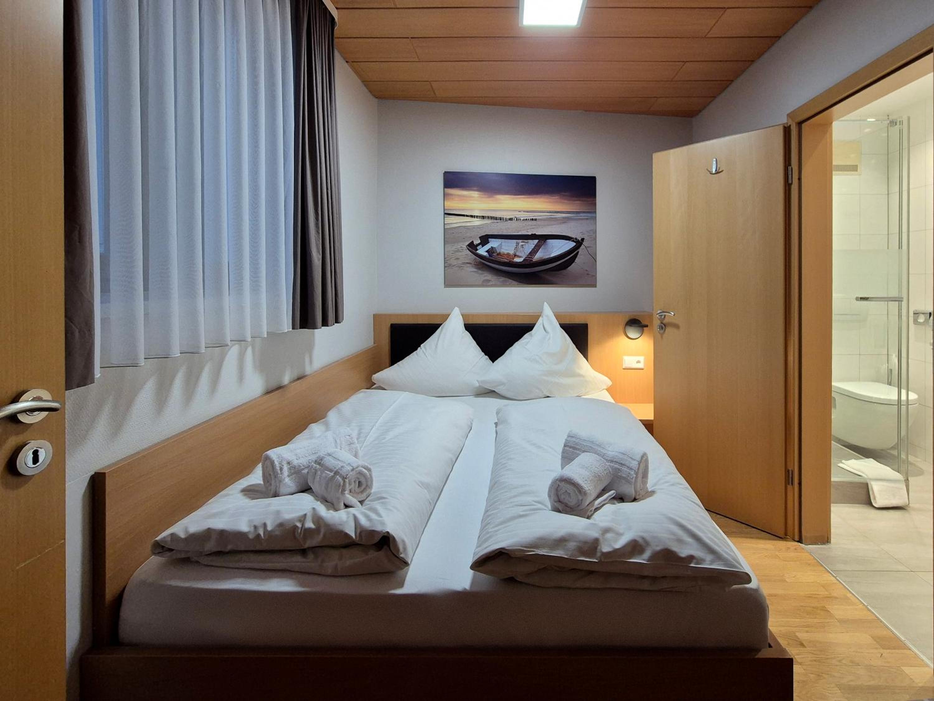 Quadruple Room in Basement  photo 1