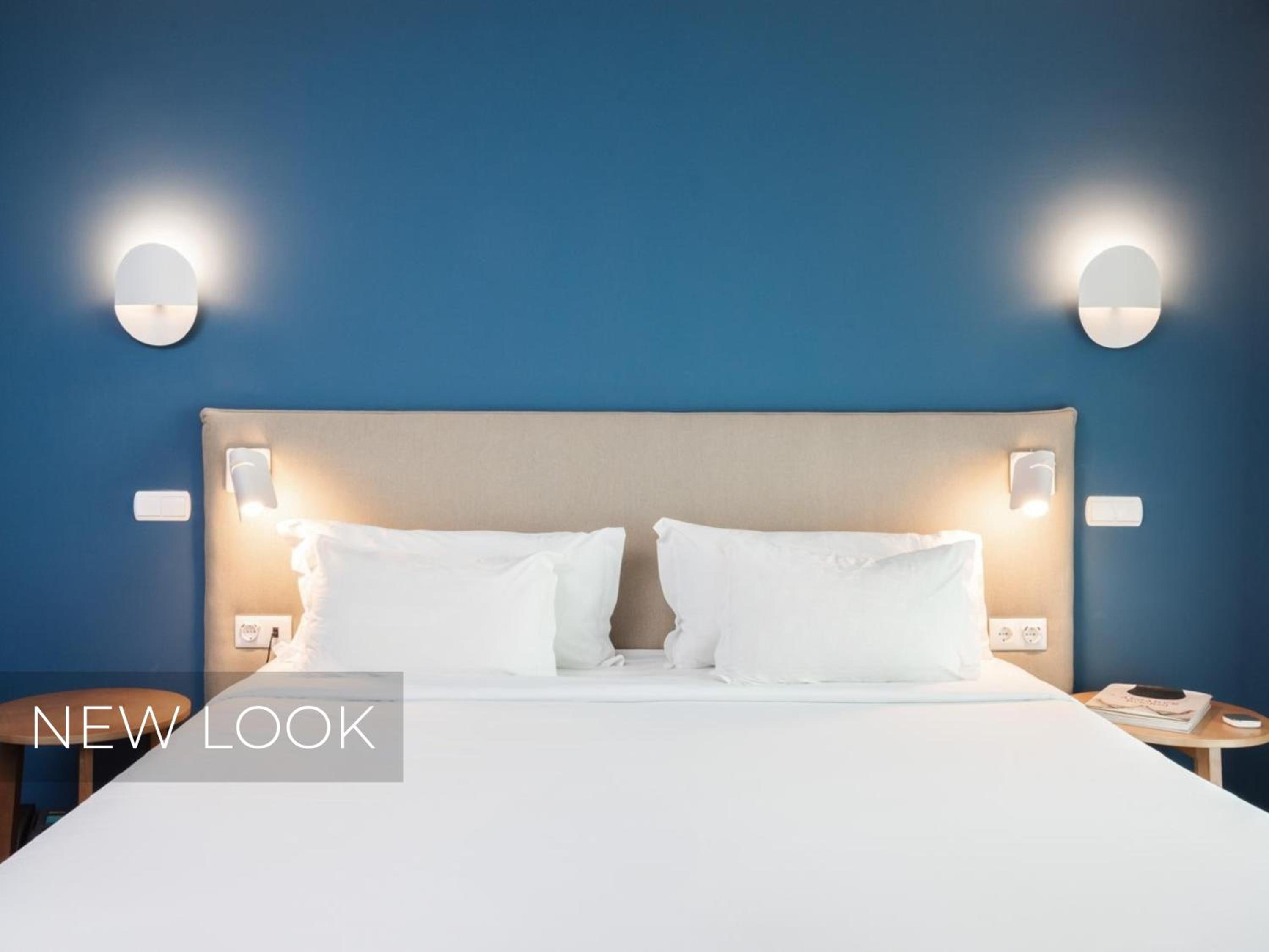 Superior Double or Twin Room with Pool View