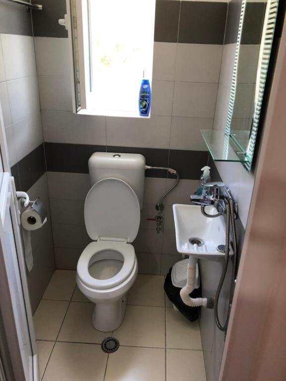 Budget Double Room photo 2