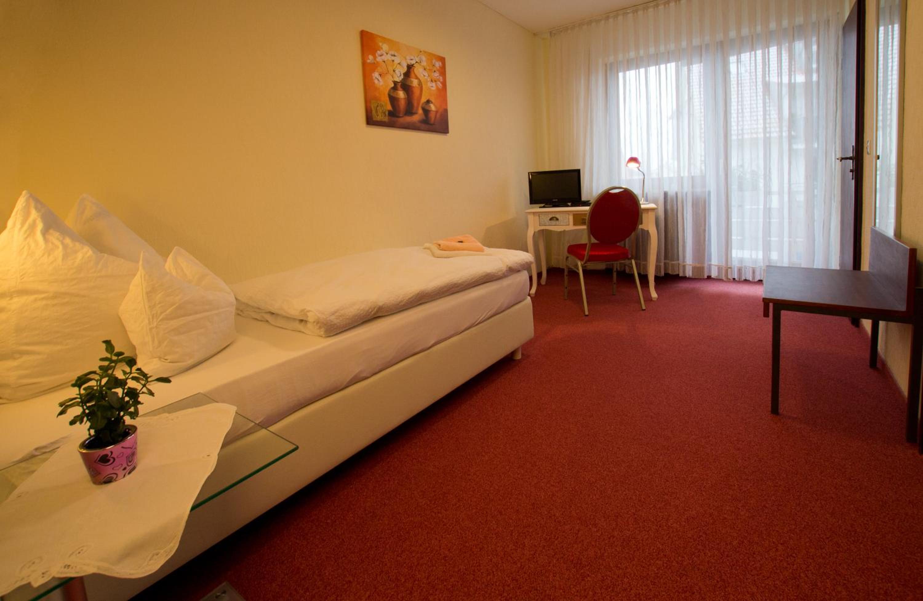 Deluxe Single Room with Shower photo 1
