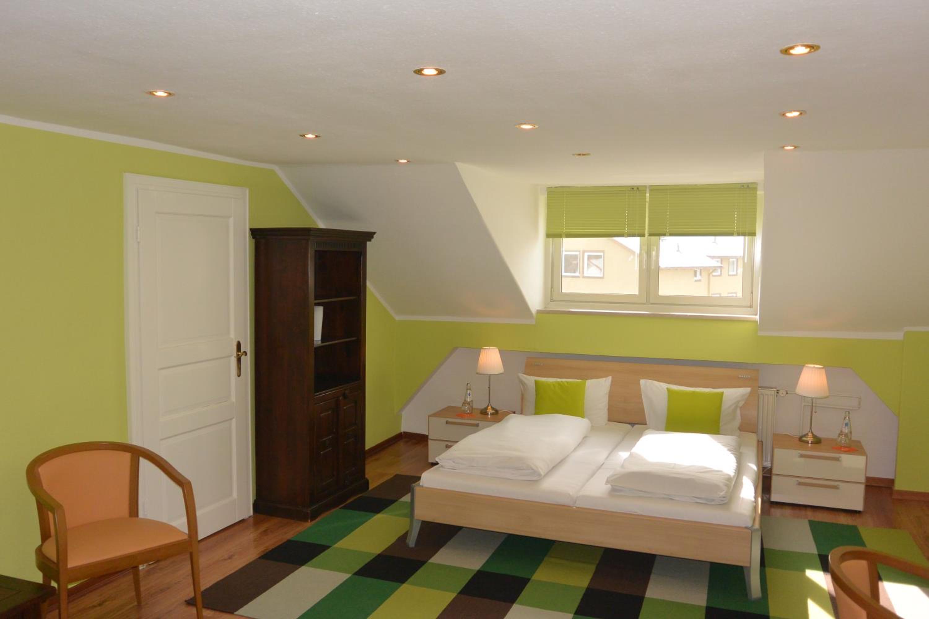 Double Room - Photo 13