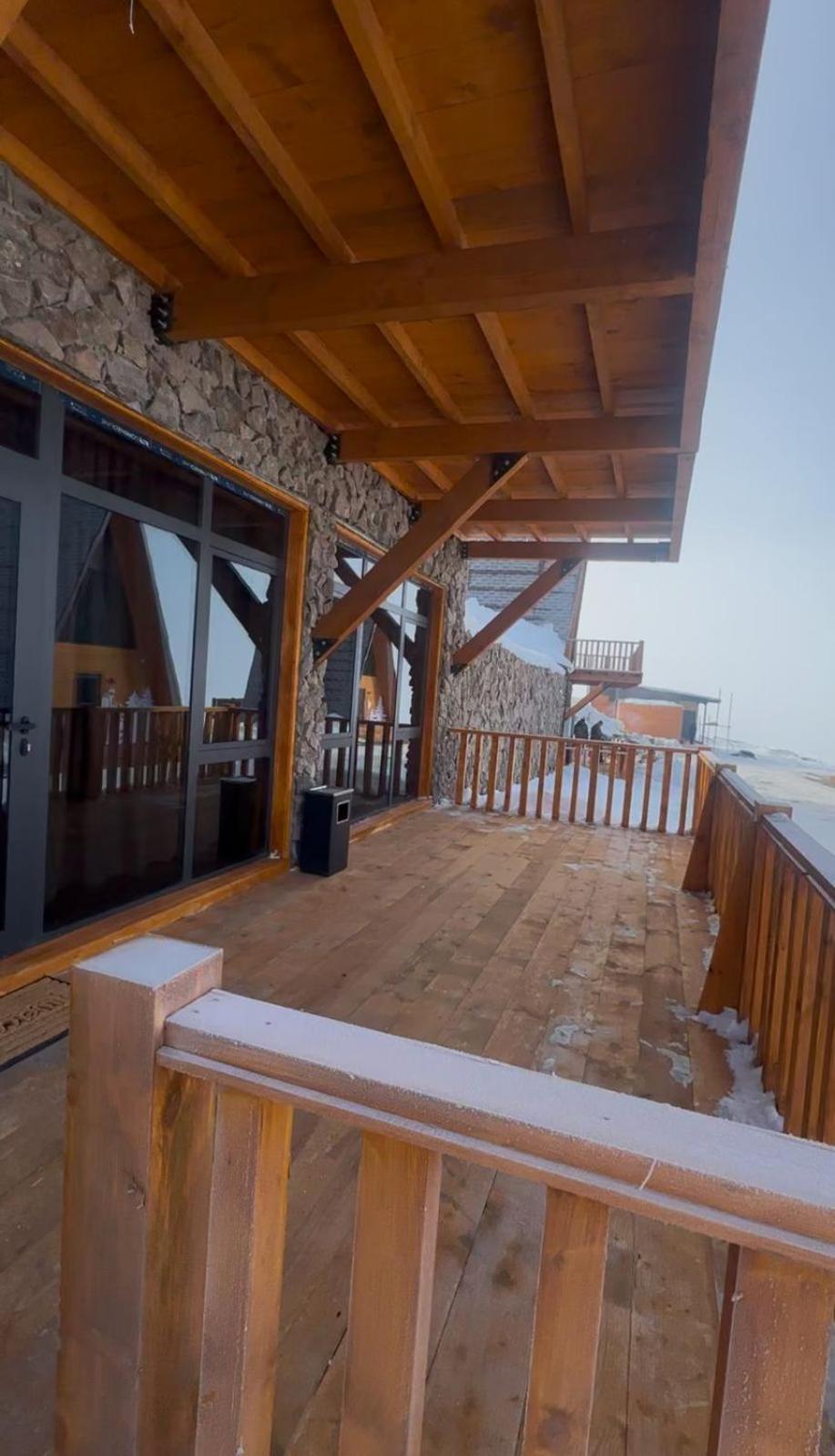 Apartment with Balcony photo 1