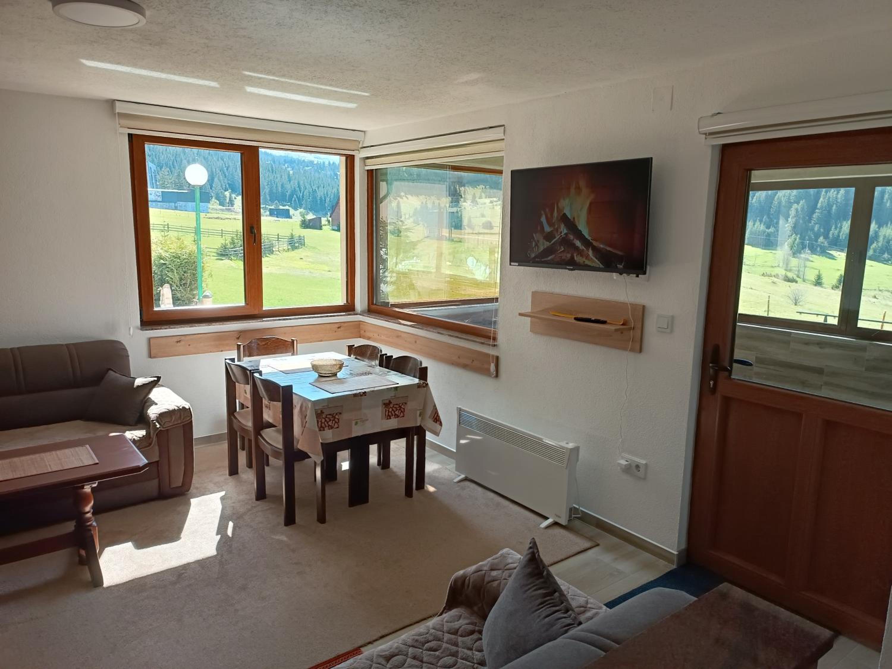 Family Suite with Balcony photo 2
