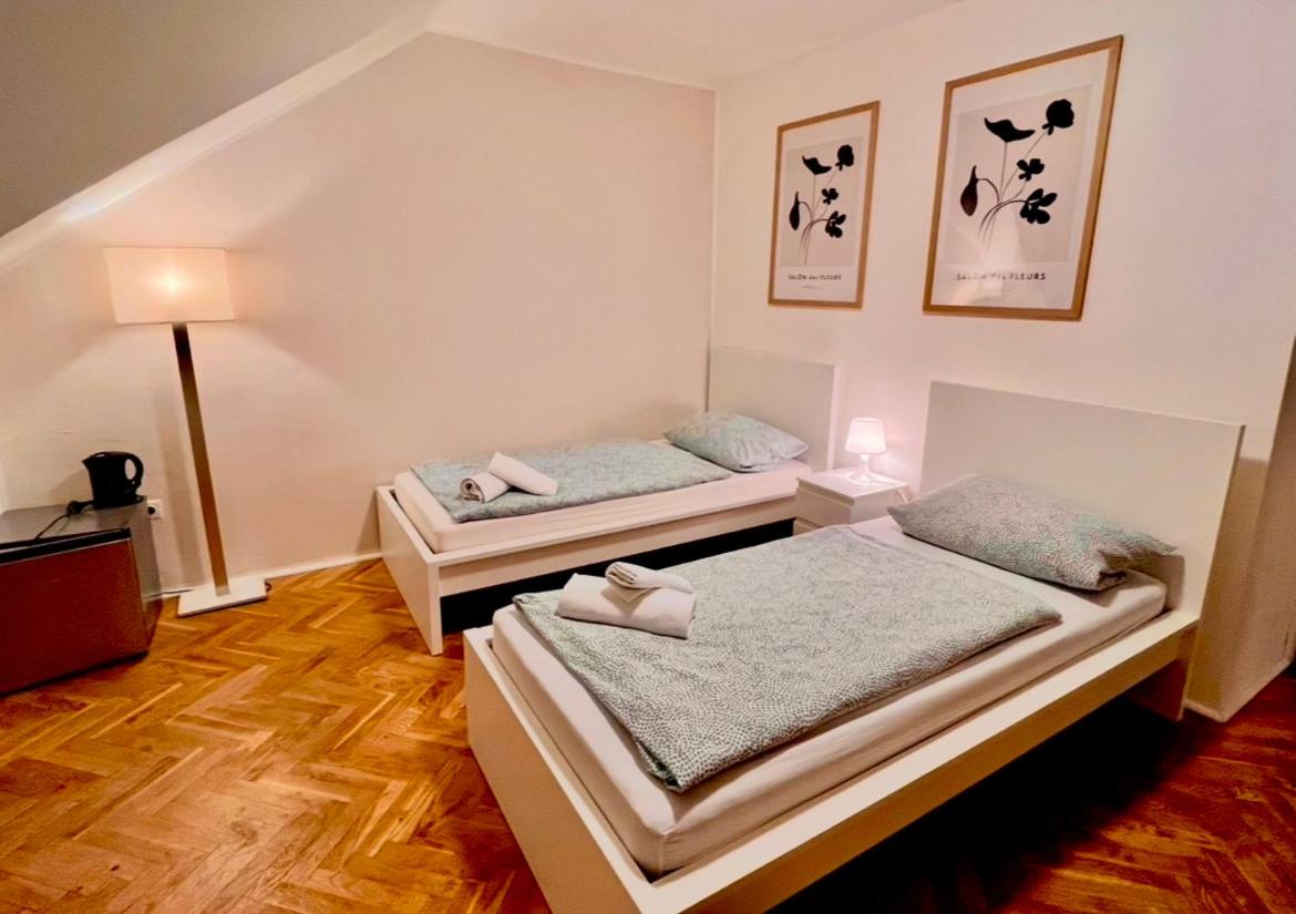 Standard Double Room photo 2