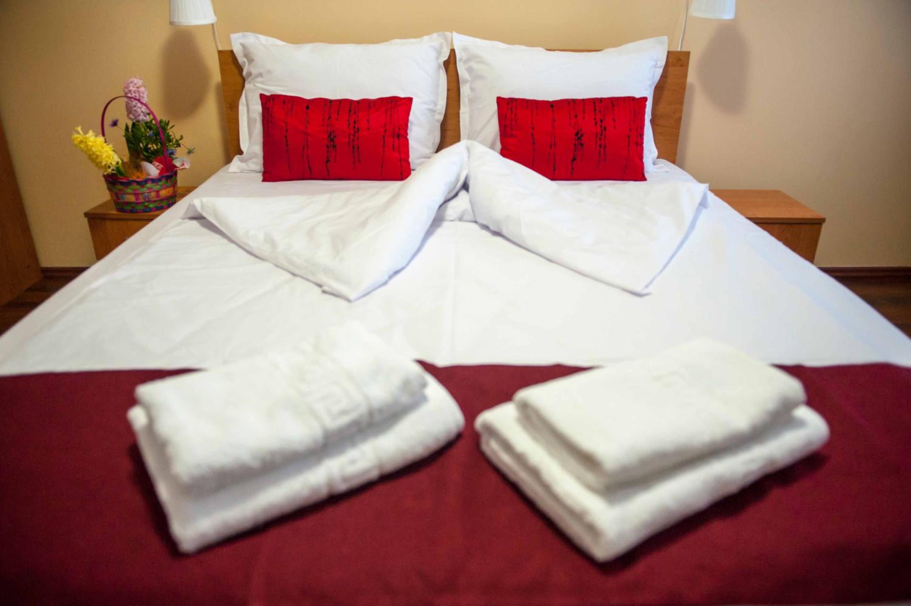Double Room - Photo 14