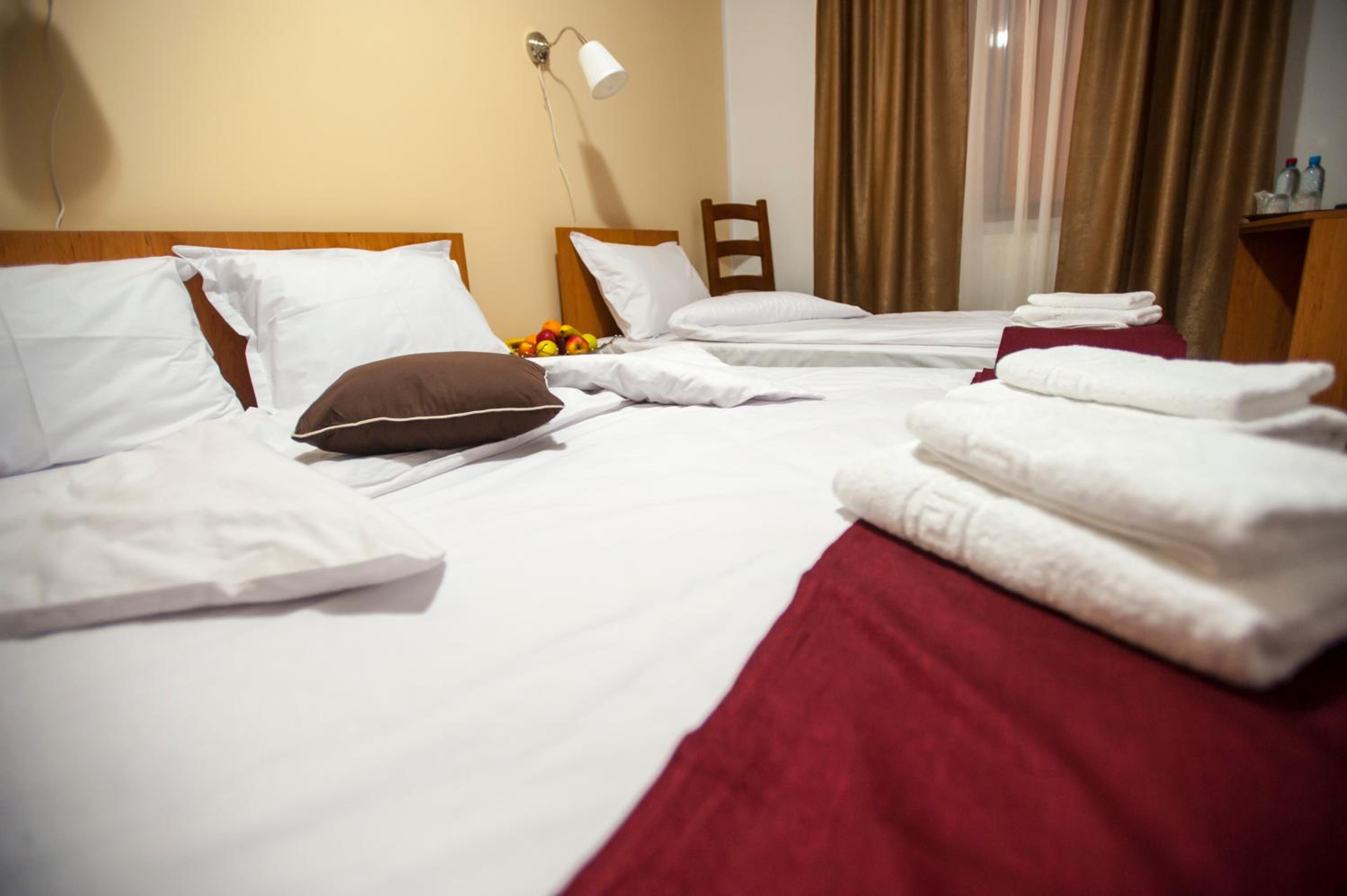 Triple Room - Photo 6