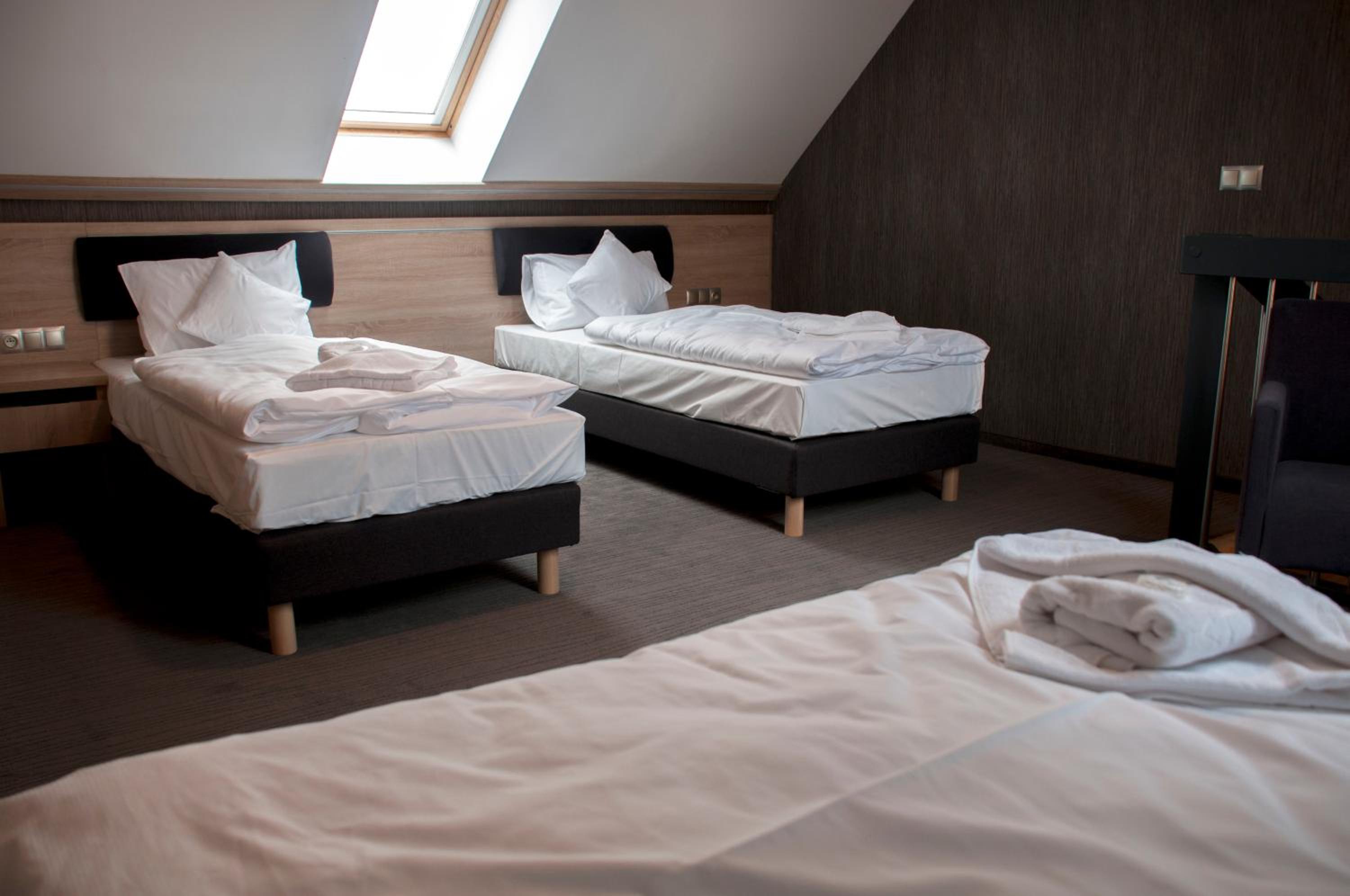 Duplex Room with Extra Bed - Photo 2