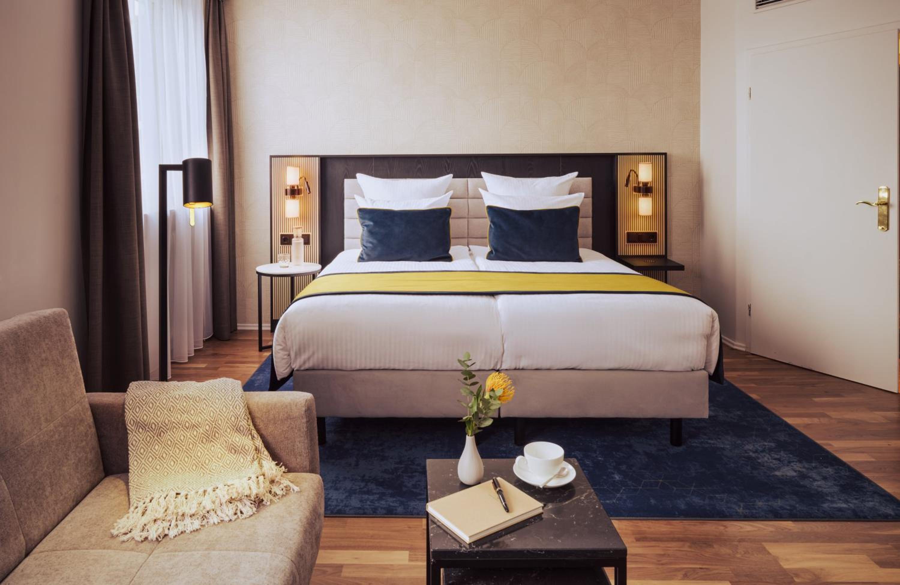 Premium Triple Room - Photo 2