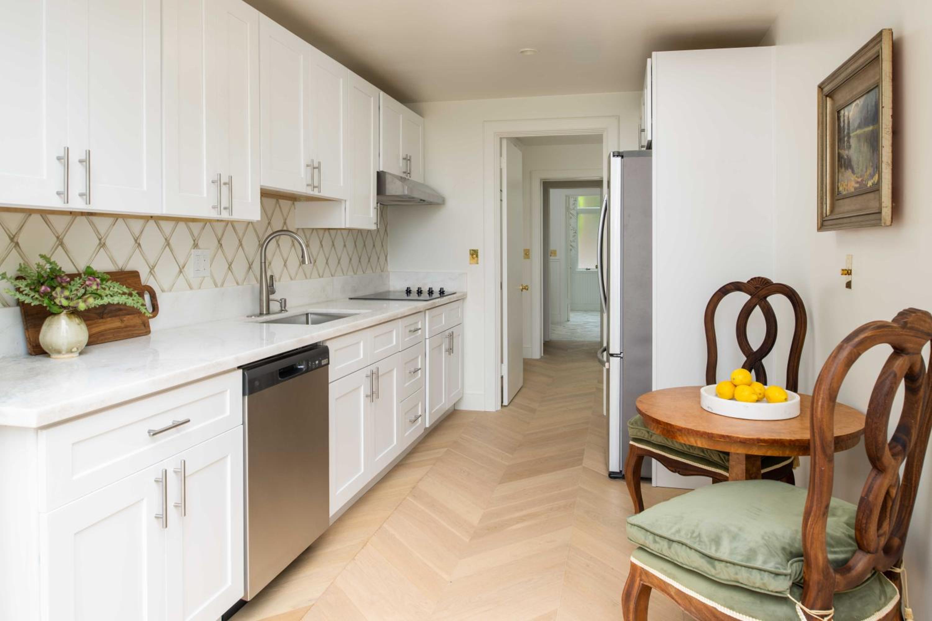 Three-Bedroom Villa - Photo 4