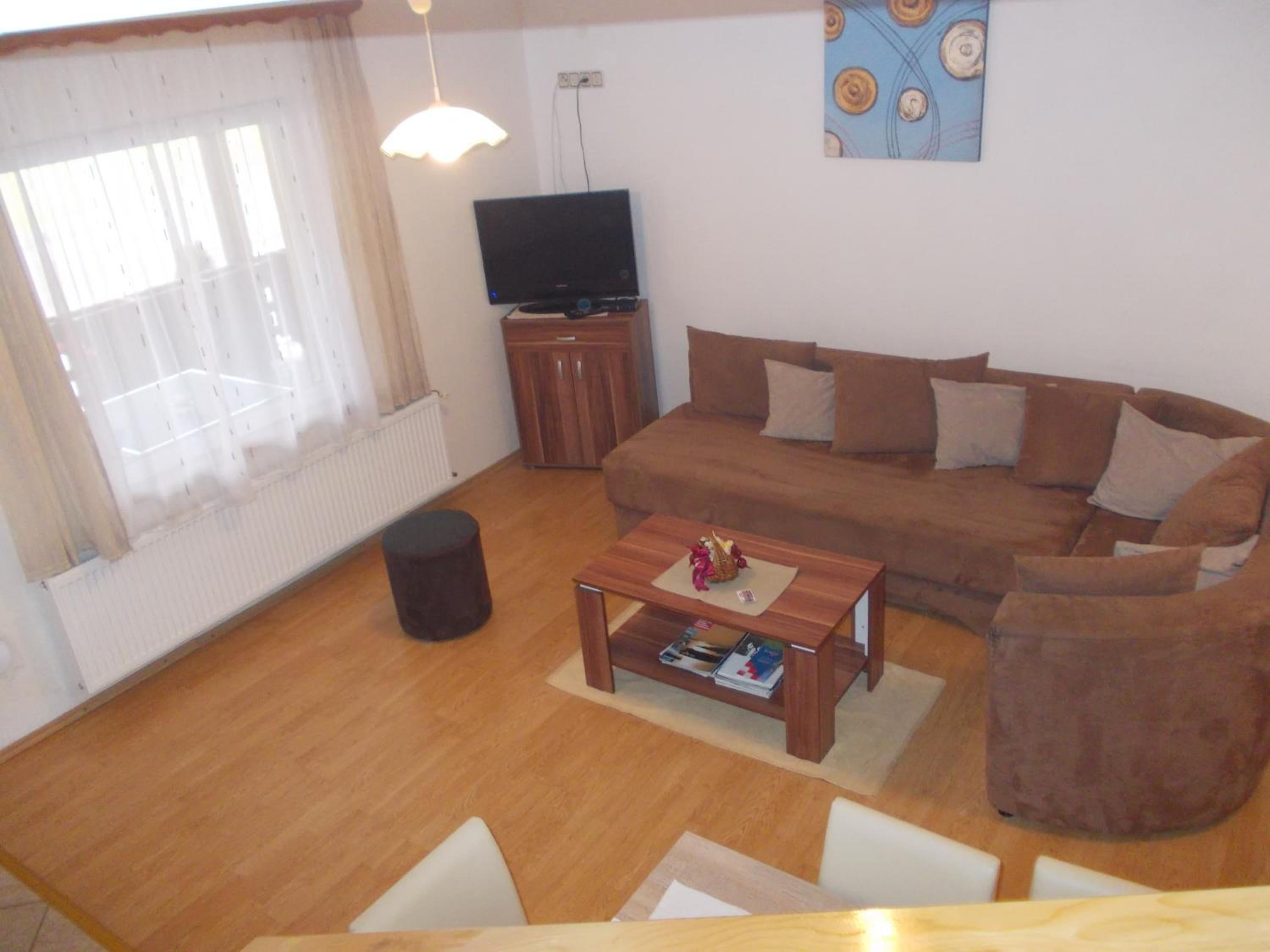 Duplex One-Bedroom Apartment with Terrace - Photo 7