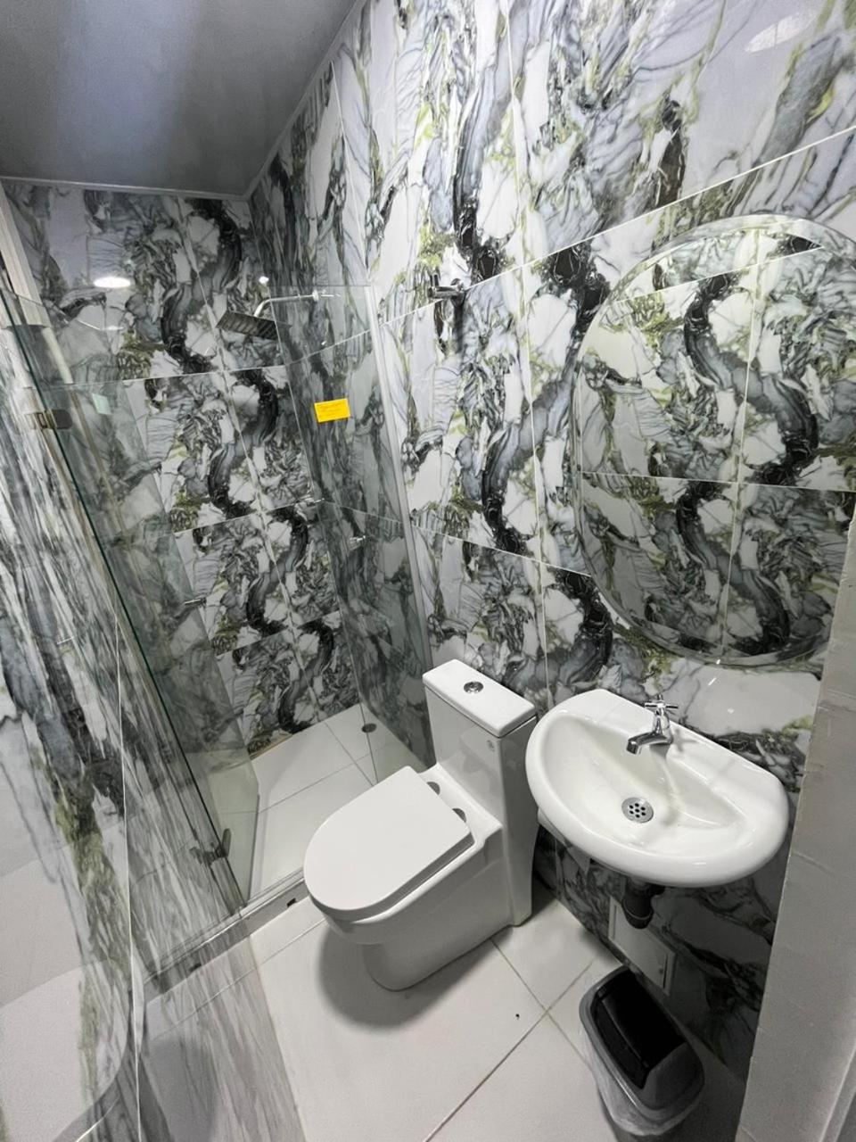 Family Room with Private Bathroom photo 2