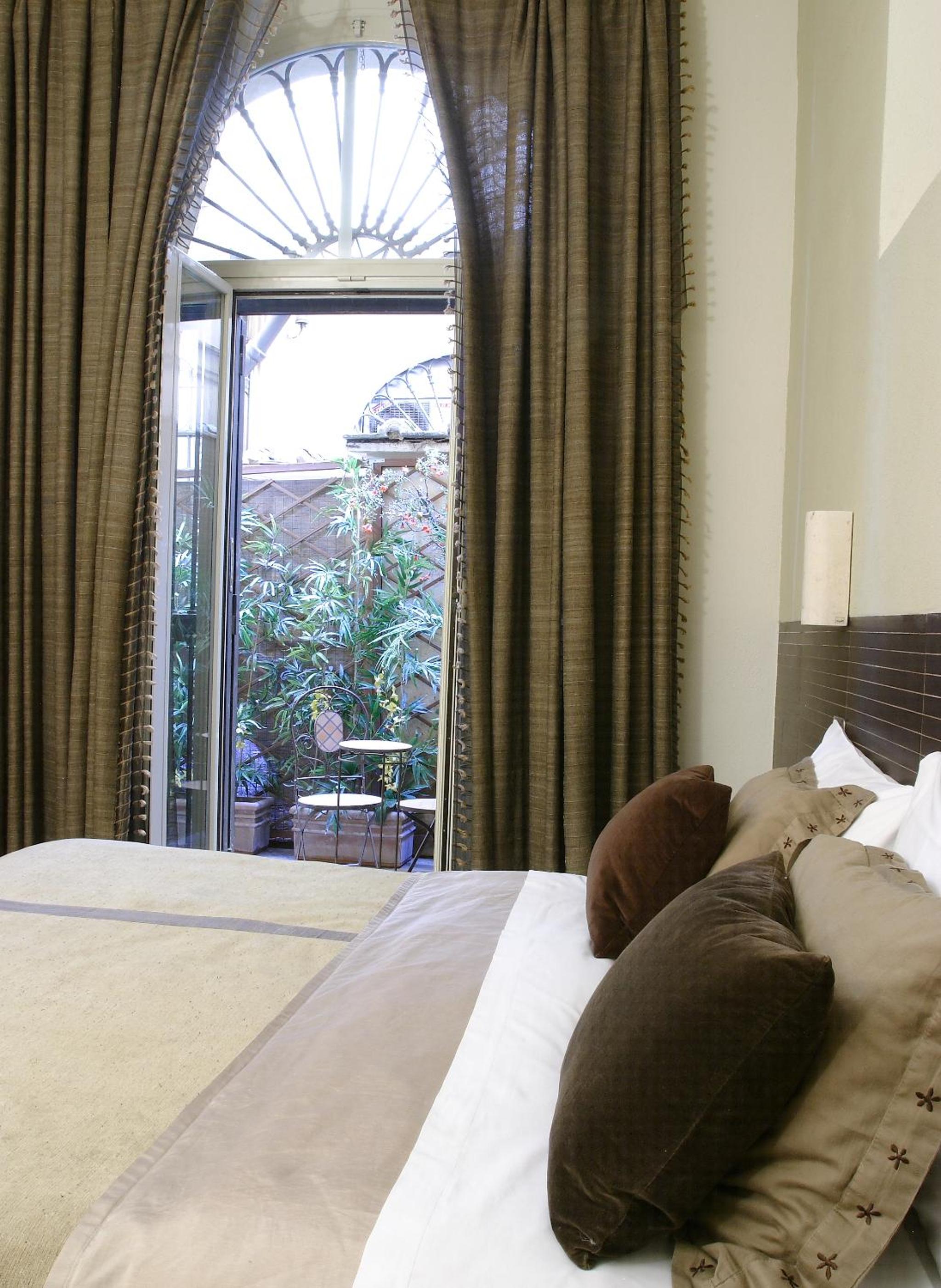 Family Suite (5 Adults) photo 1