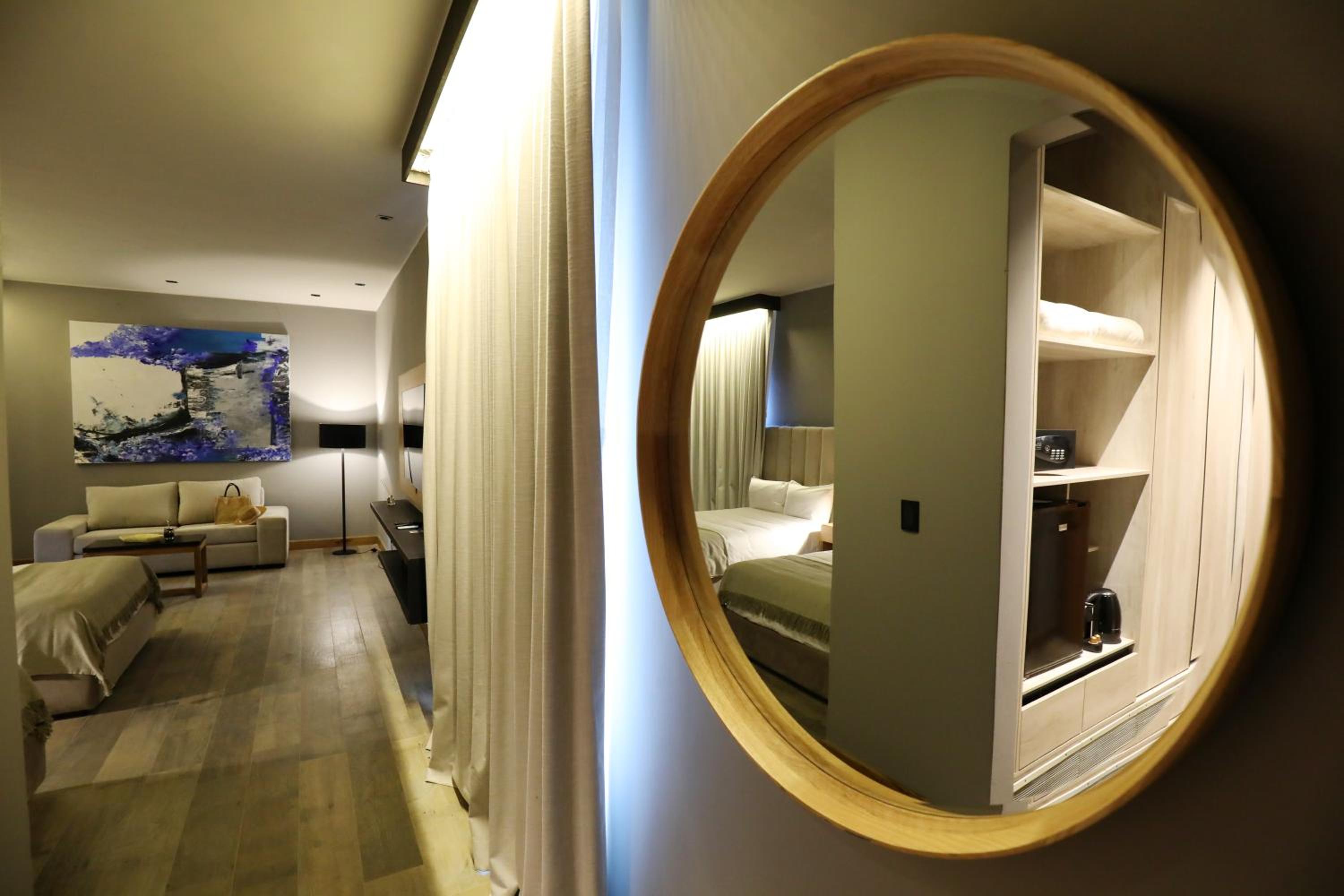 Suite photo 1