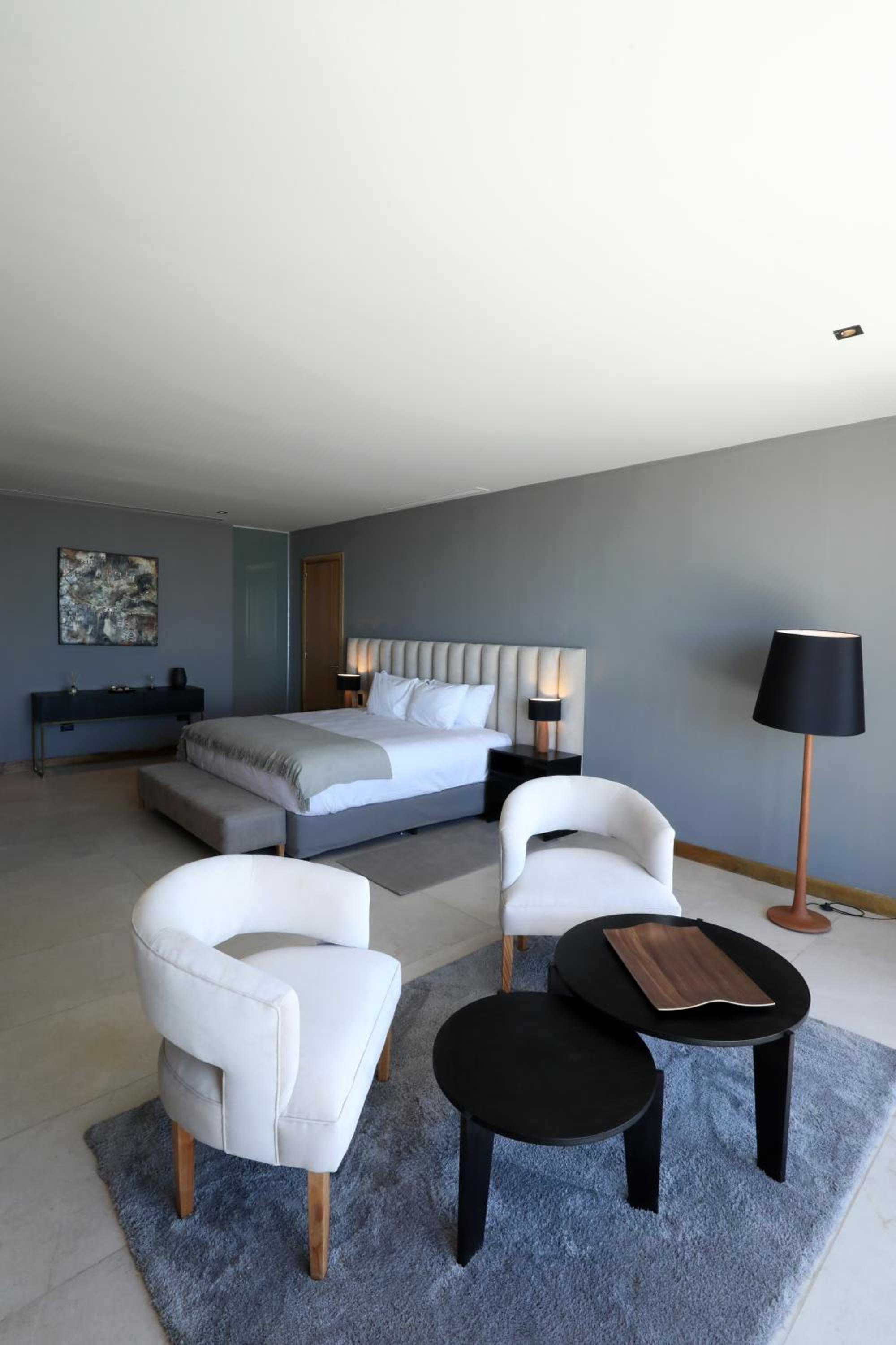 Suite with Balcony photo 3