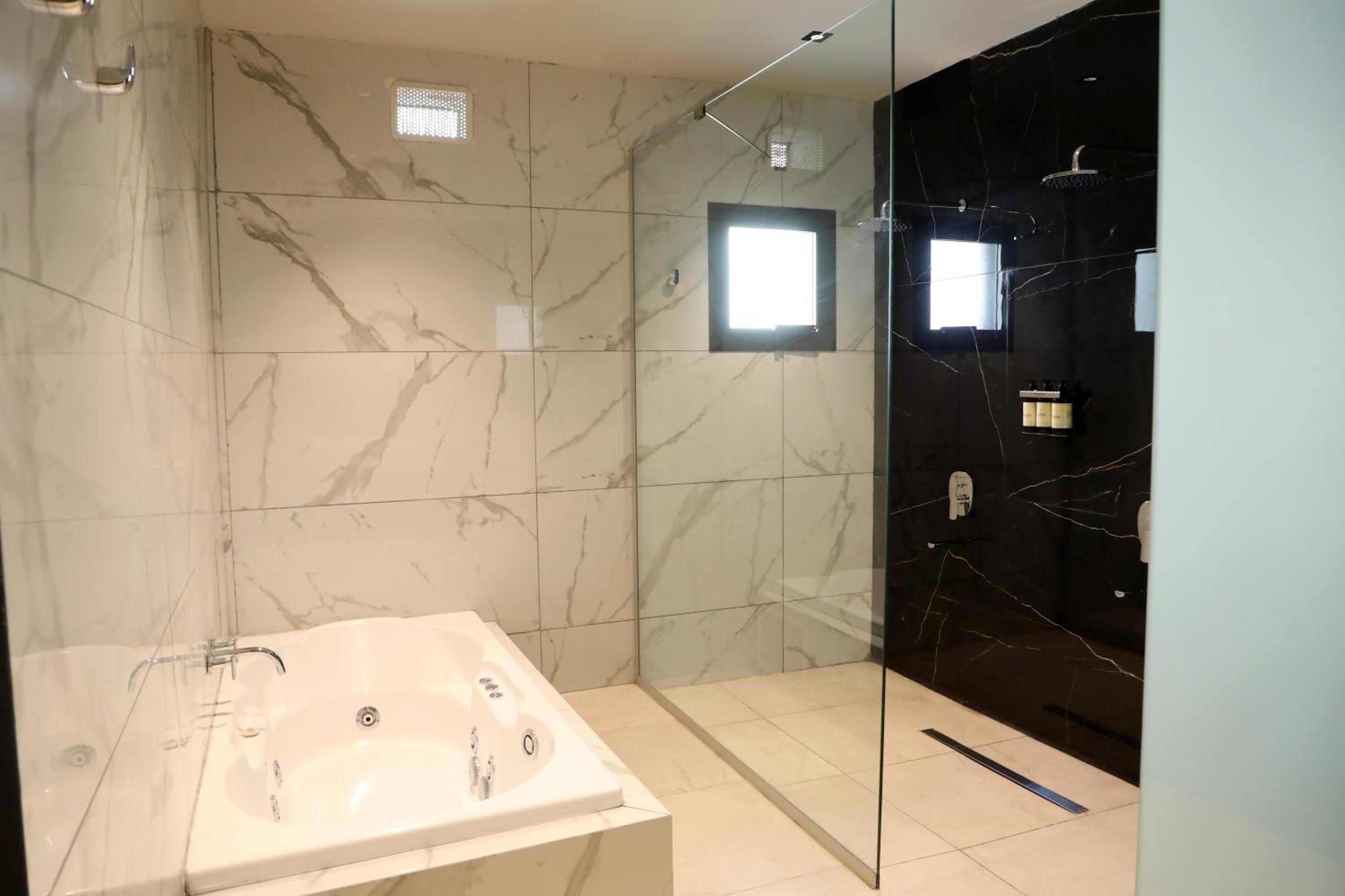 Suite with Balcony photo 3