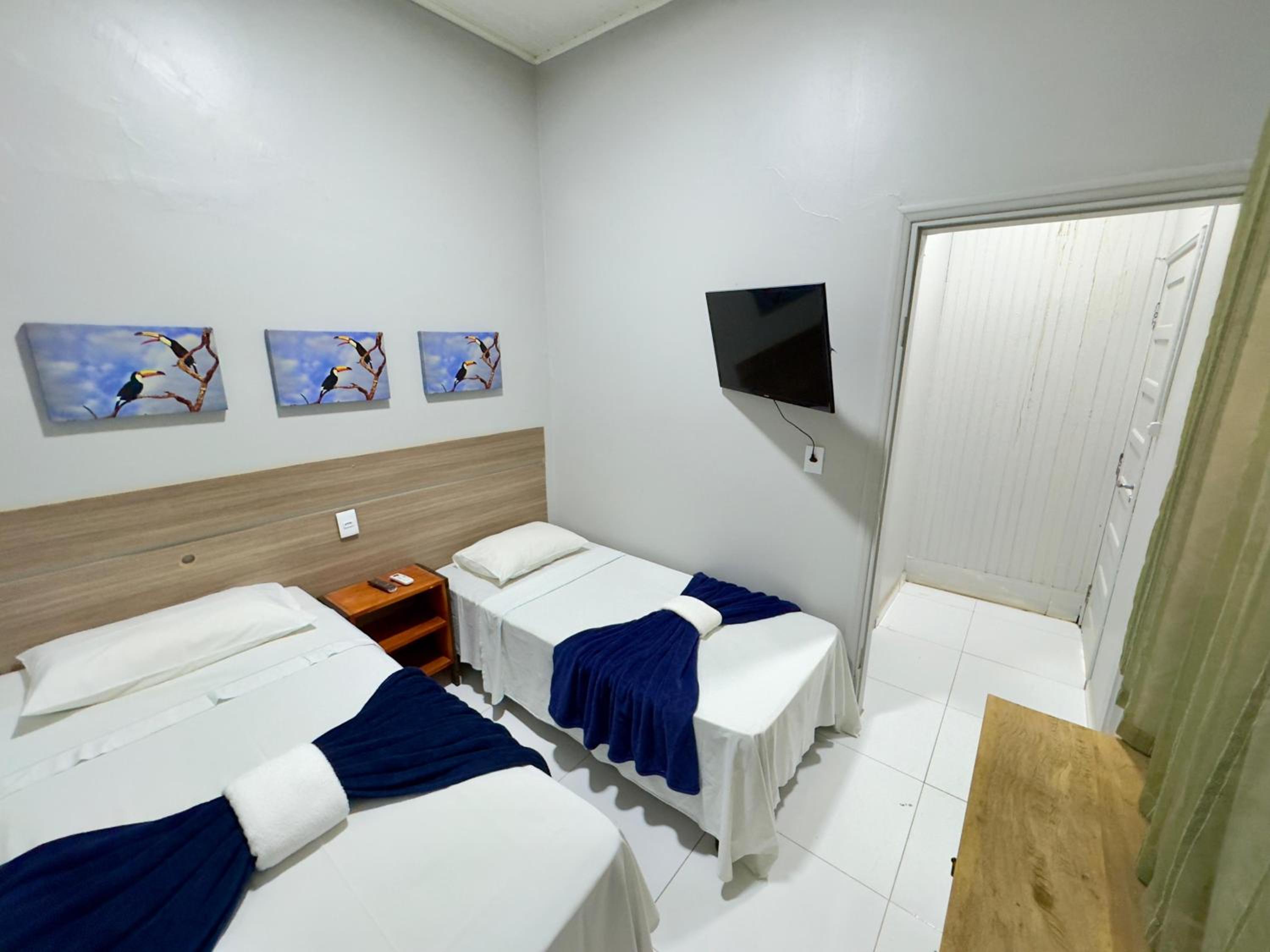 Small Double or Twin Room photo 1