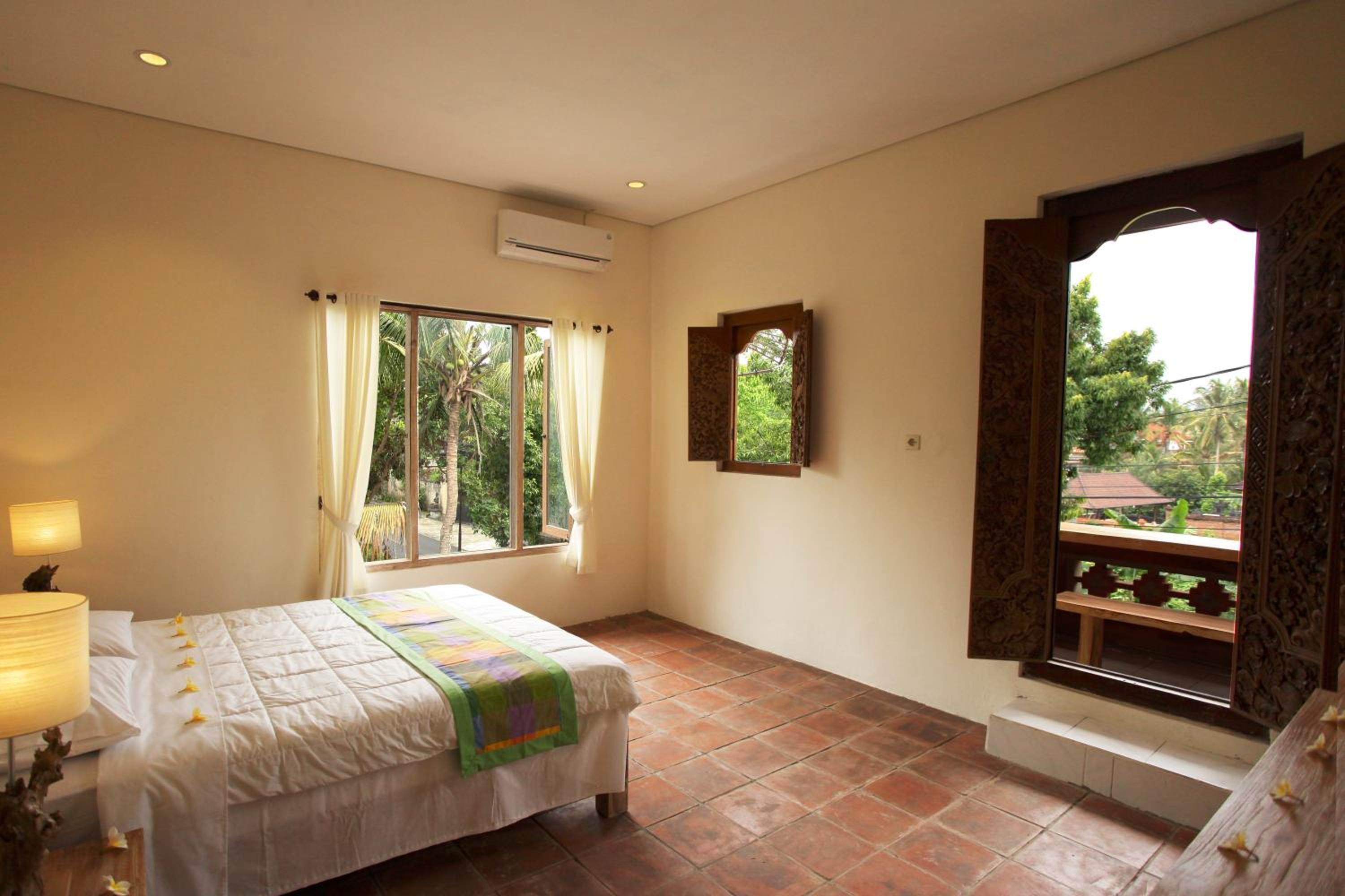 Double Room with Balcony - Photo 4