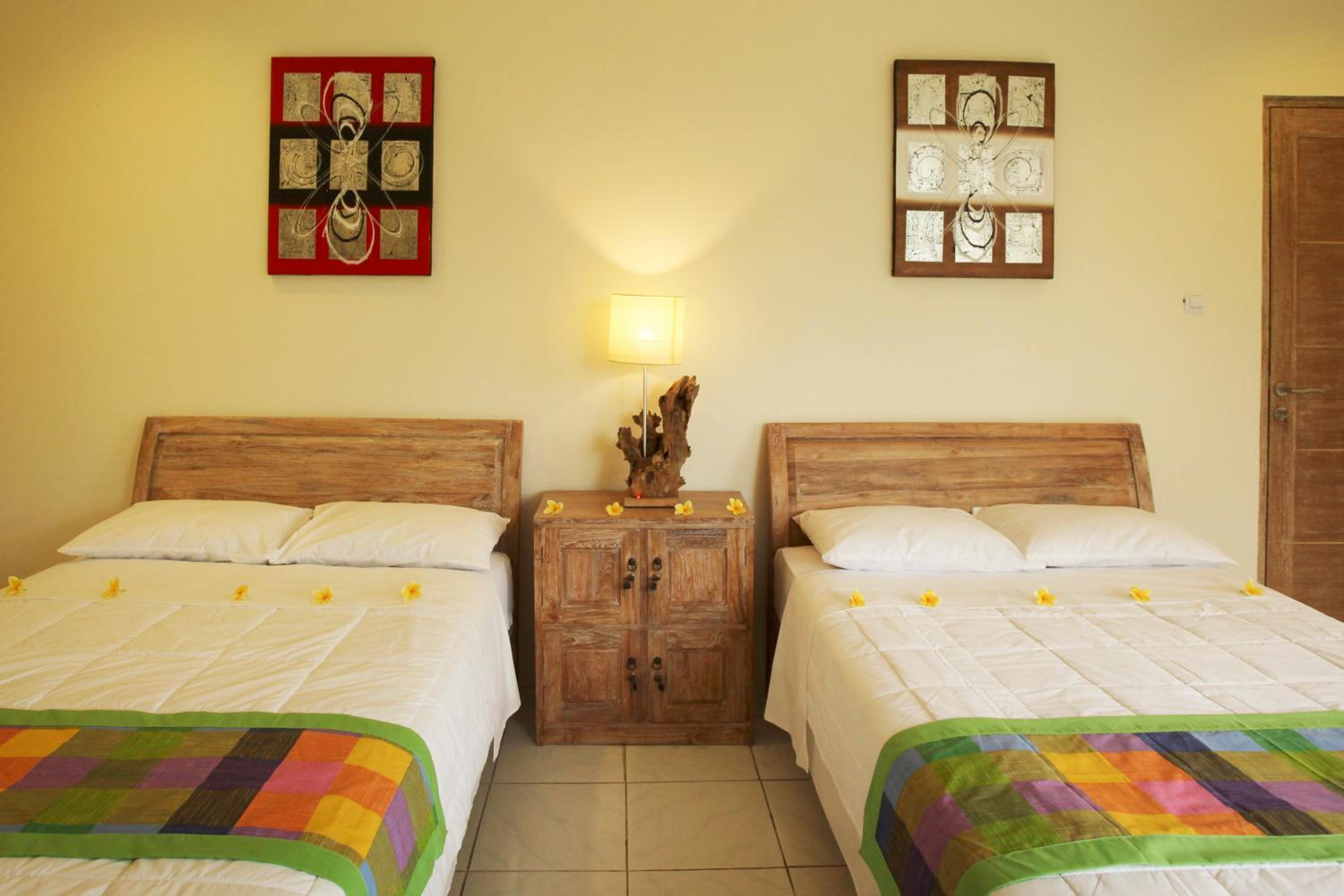 Twin Room with Garden View - Photo 4