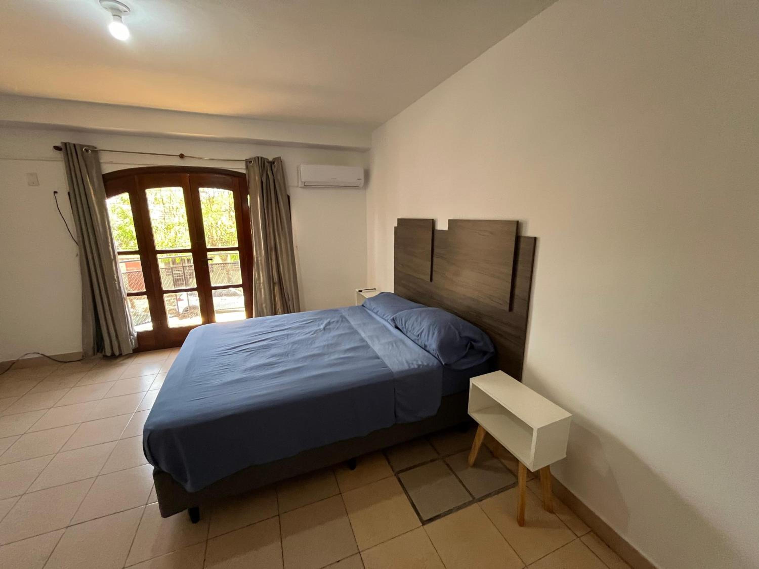 One-Bedroom Apartment with Balcony photo 3