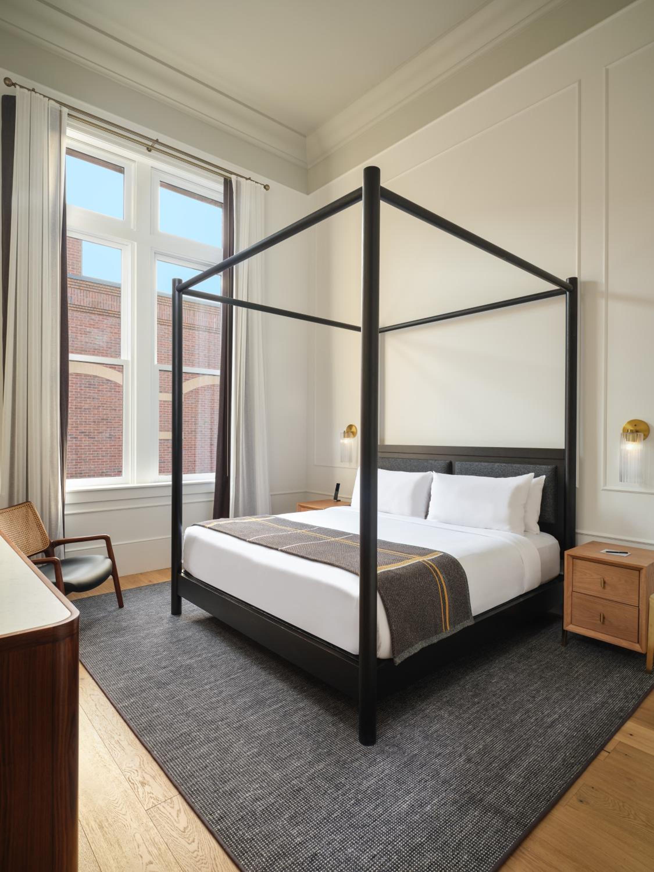 Historic Cozy King Room - Photo 1