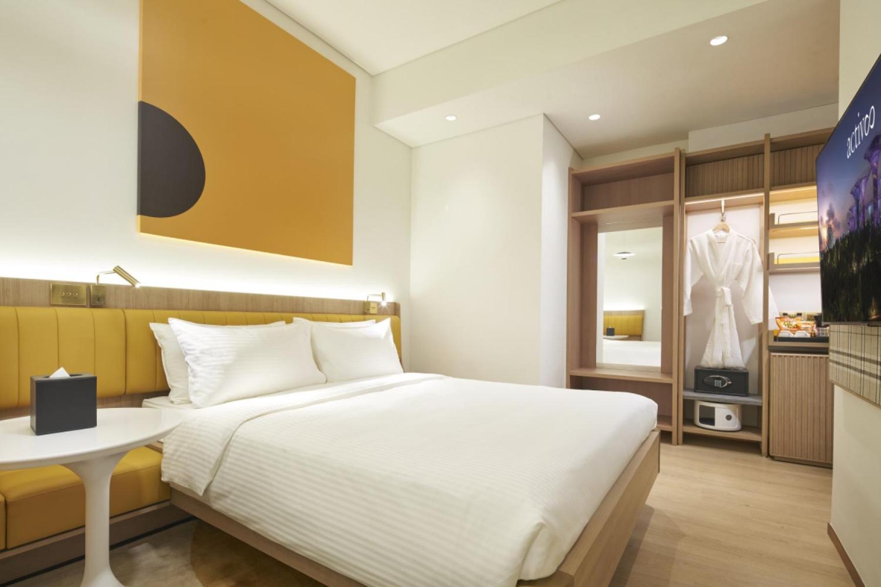 Standard Queen Room (No Window) photo 2