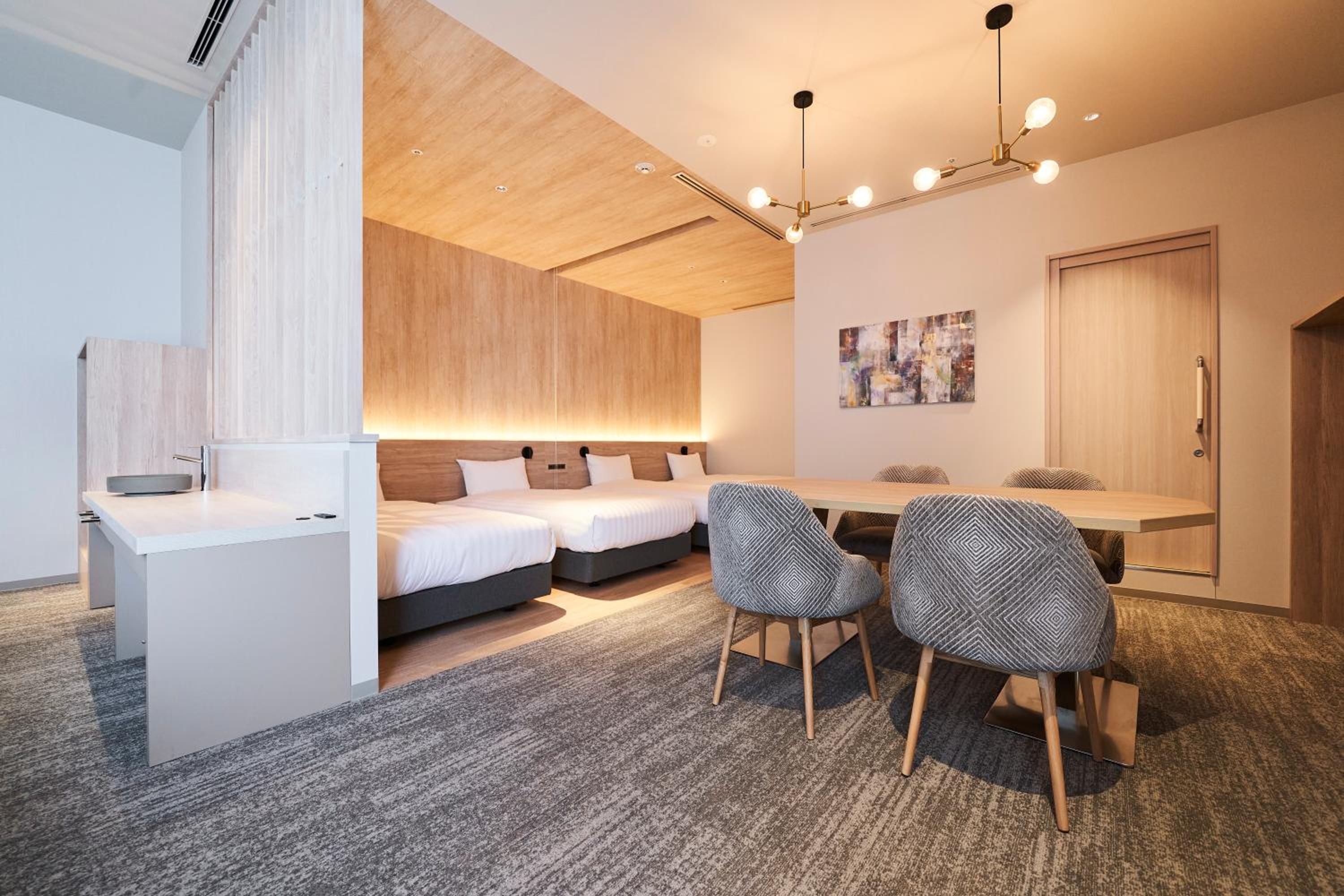 Superior Quadruple Room photo 2