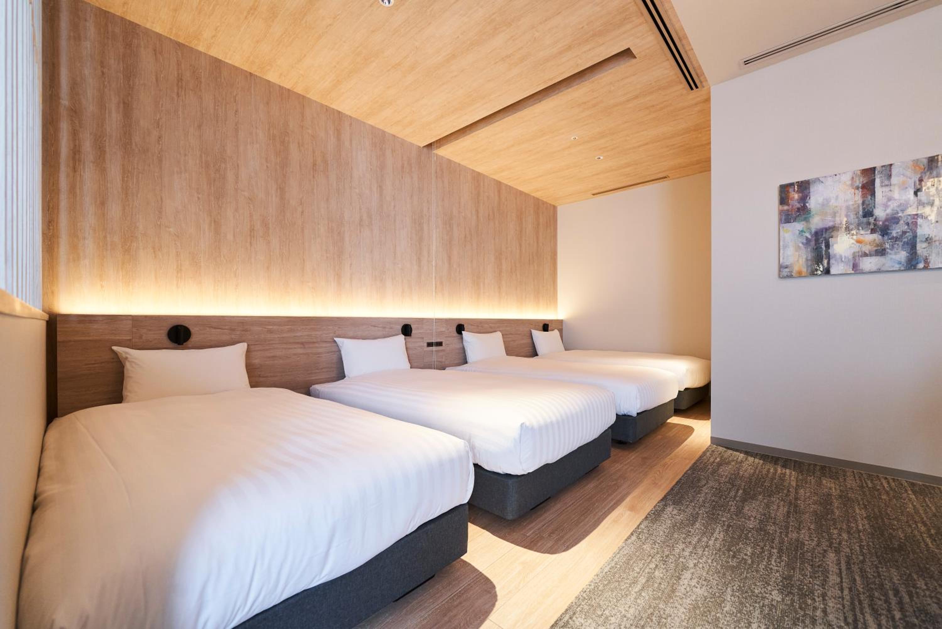 Superior Quadruple Room photo 3