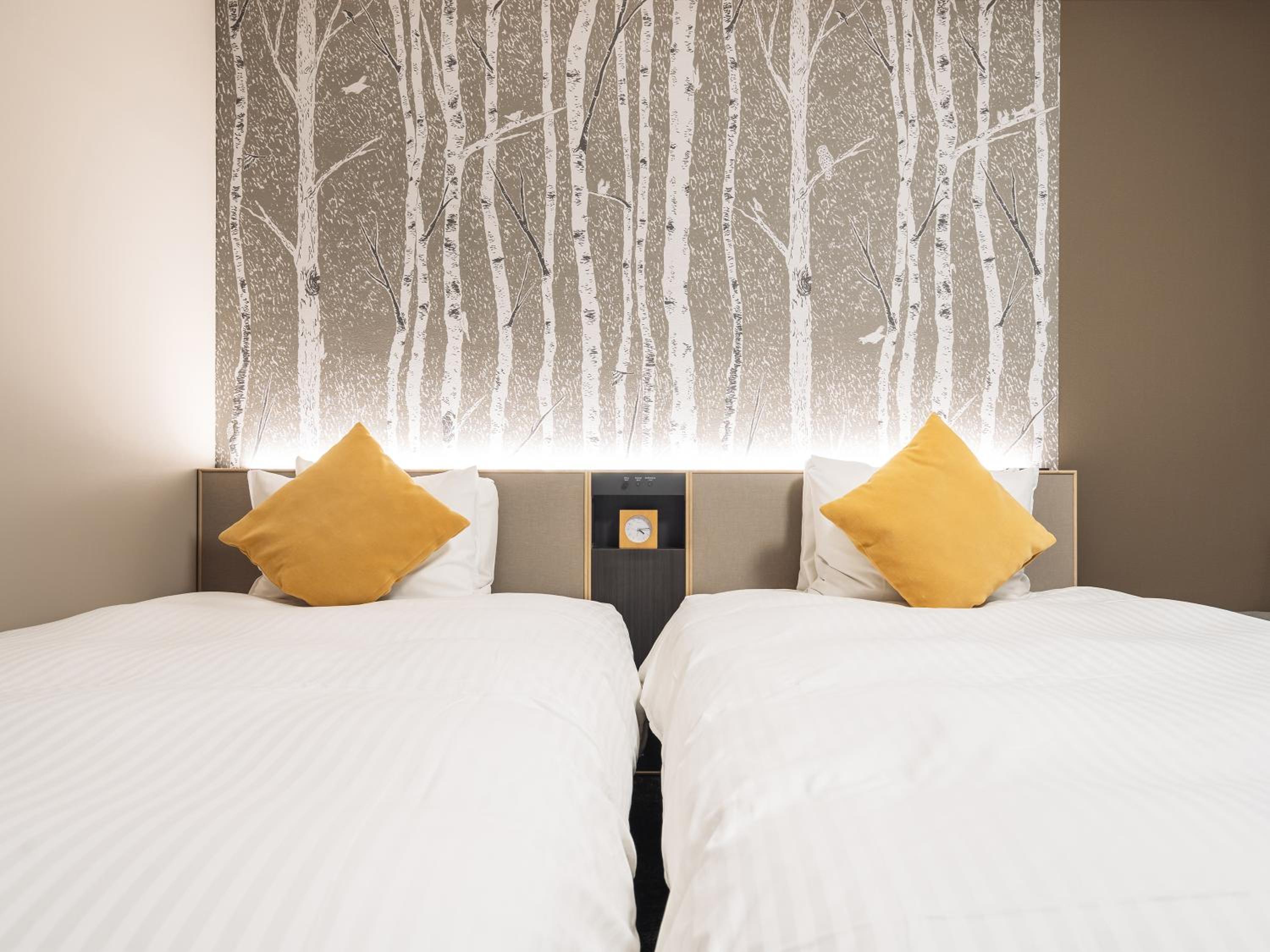 Twin Room-Single Use  - Non-Smoking photo 3