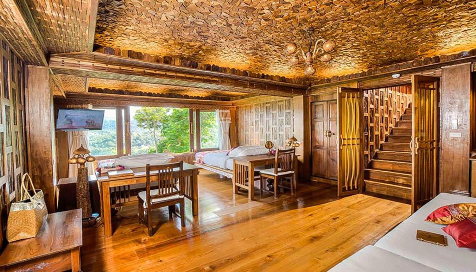 Royal Grand Pool Villa with FREE THB 2,000 Net Resort Credit per Night - Photo 2