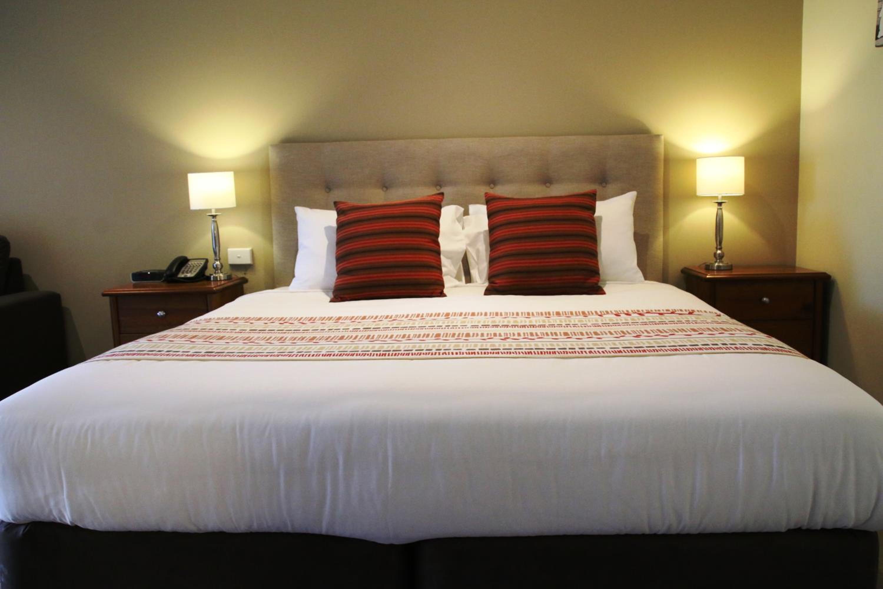 King Spa Room - Photo 8