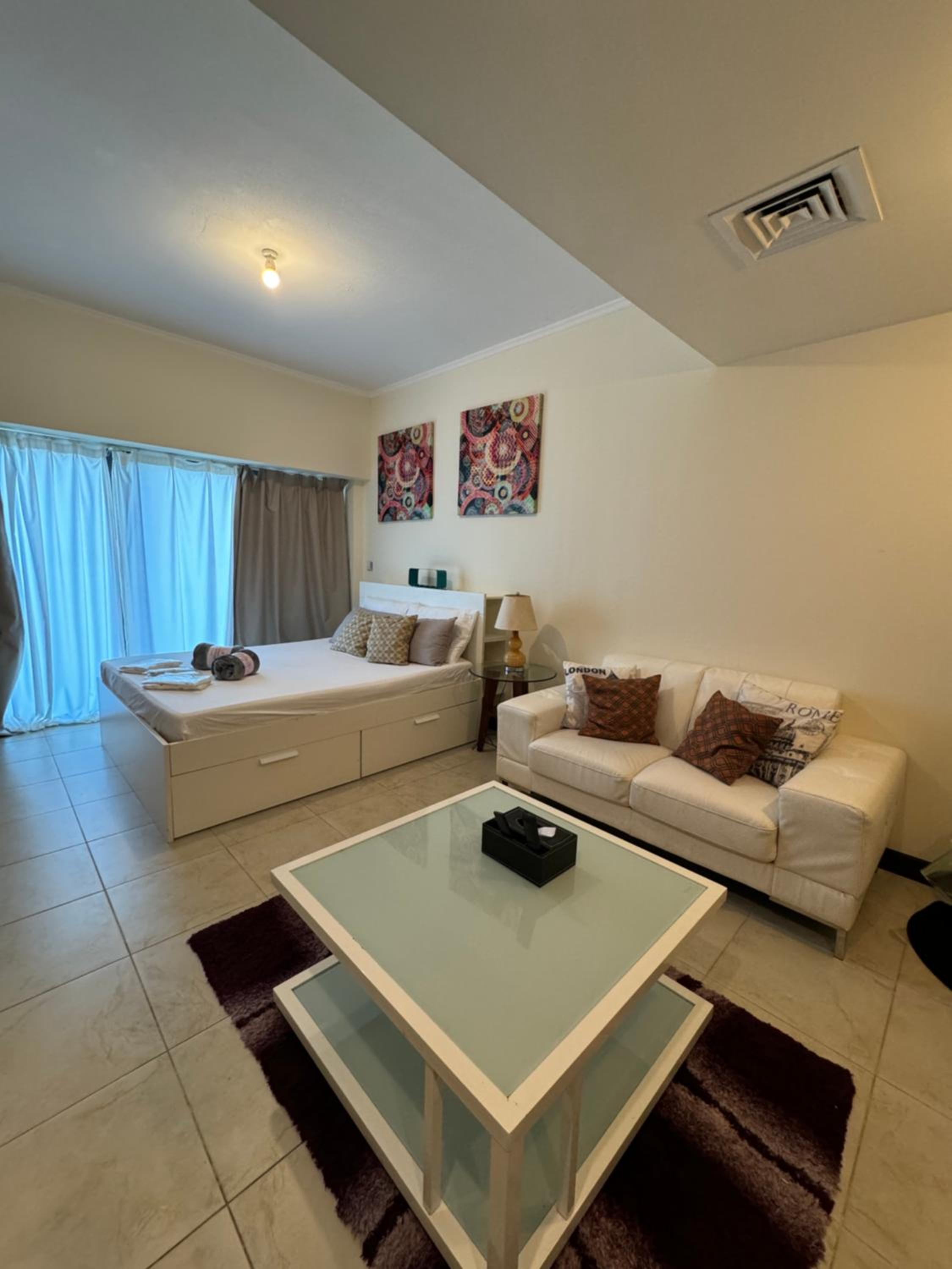 Studio Apartment with Balcony photo 2
