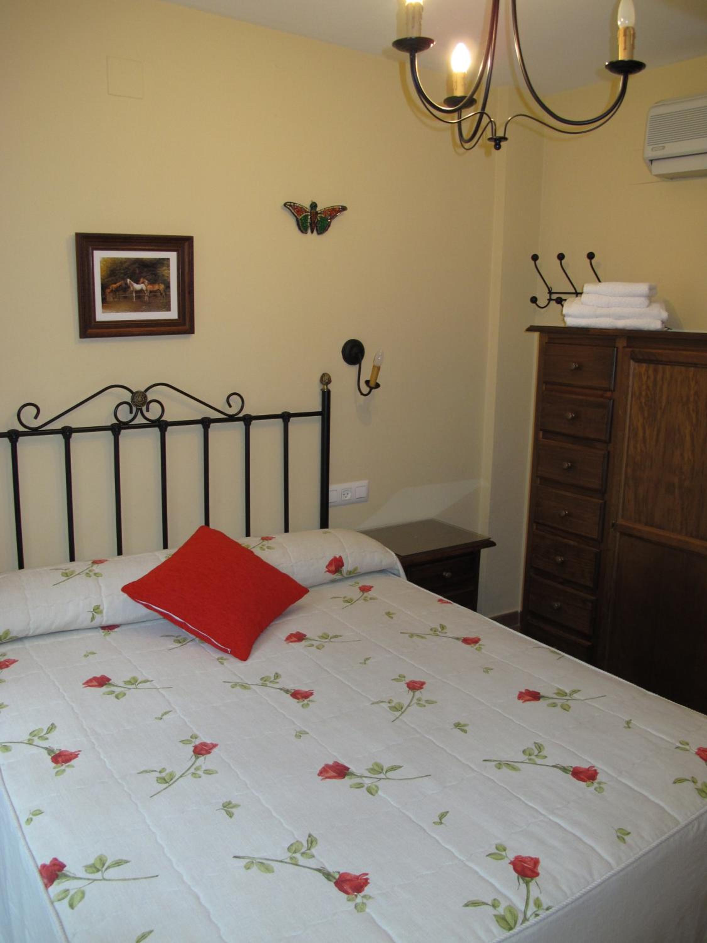 One-Bedroom Apartment (2 Adults) photo 3