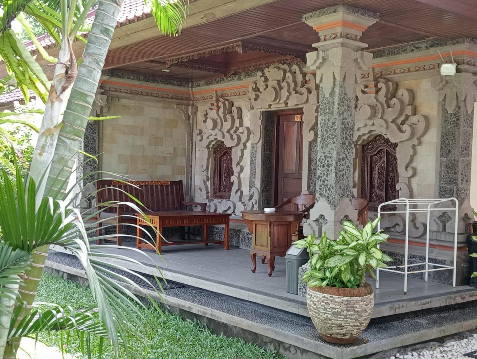 Suite with Garden View