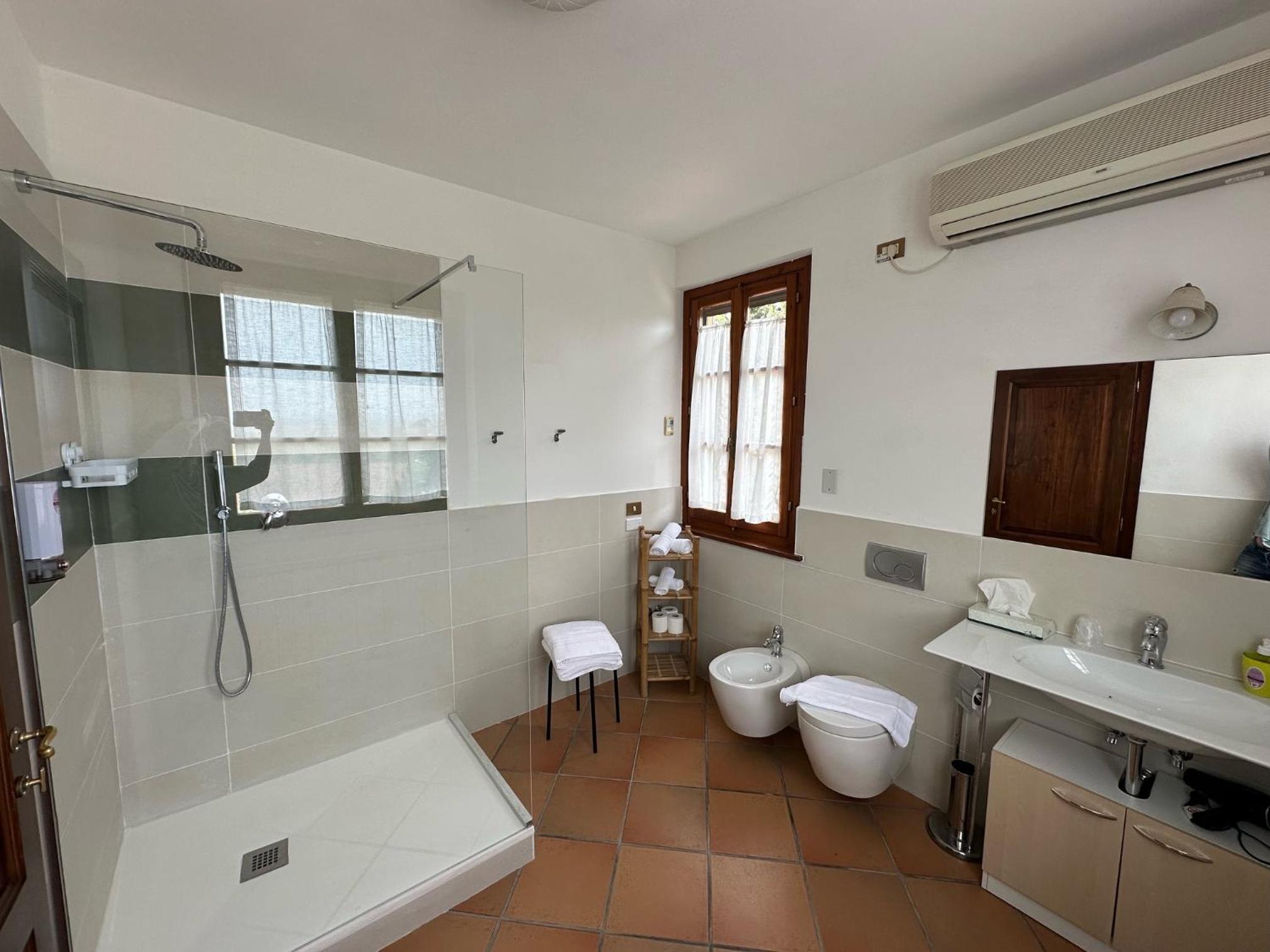 Double Room with Balcony photo 2