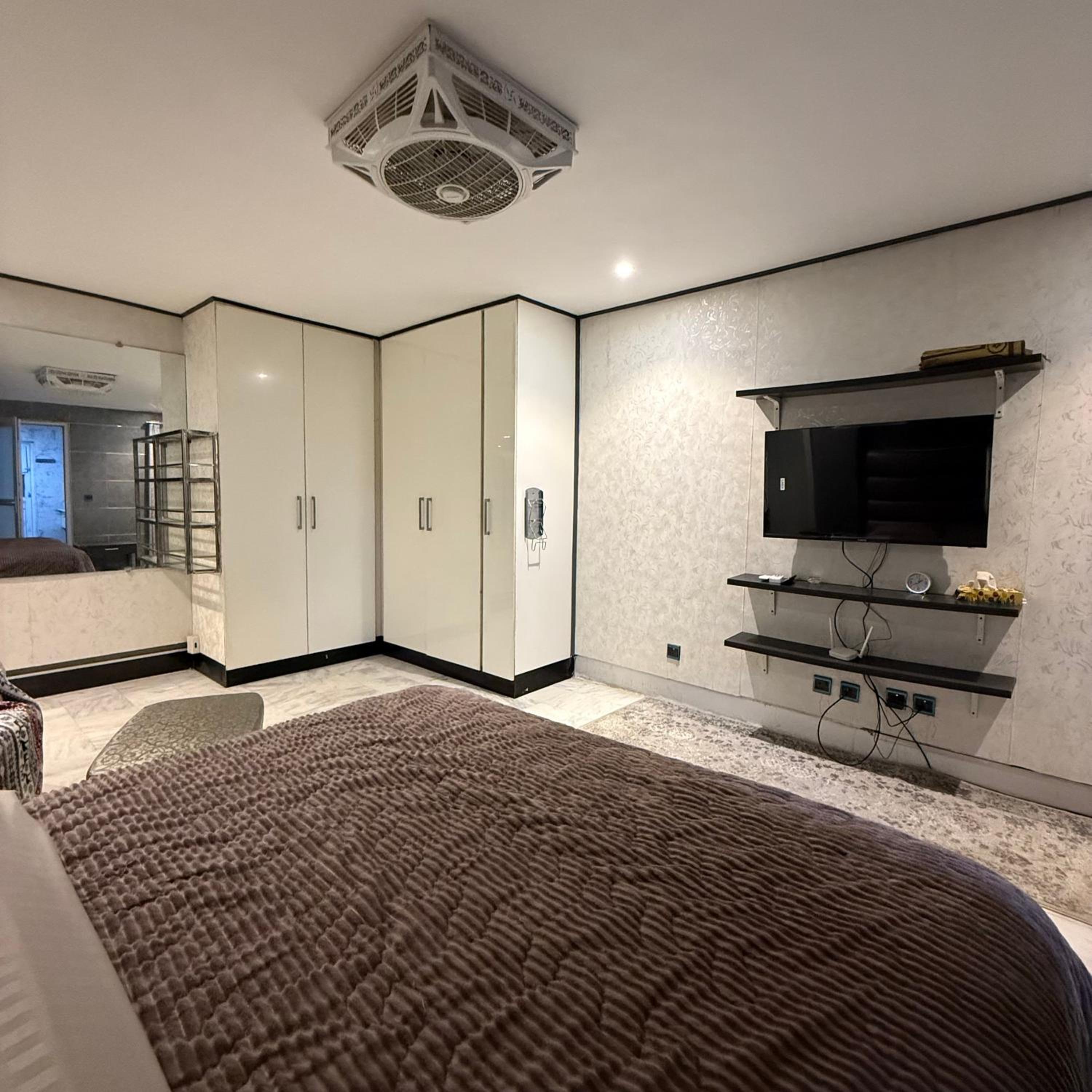 Apartment - Split Level