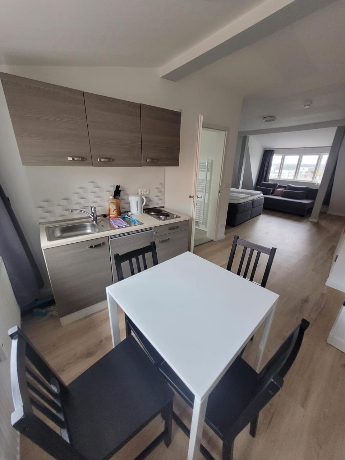 Apartment 7