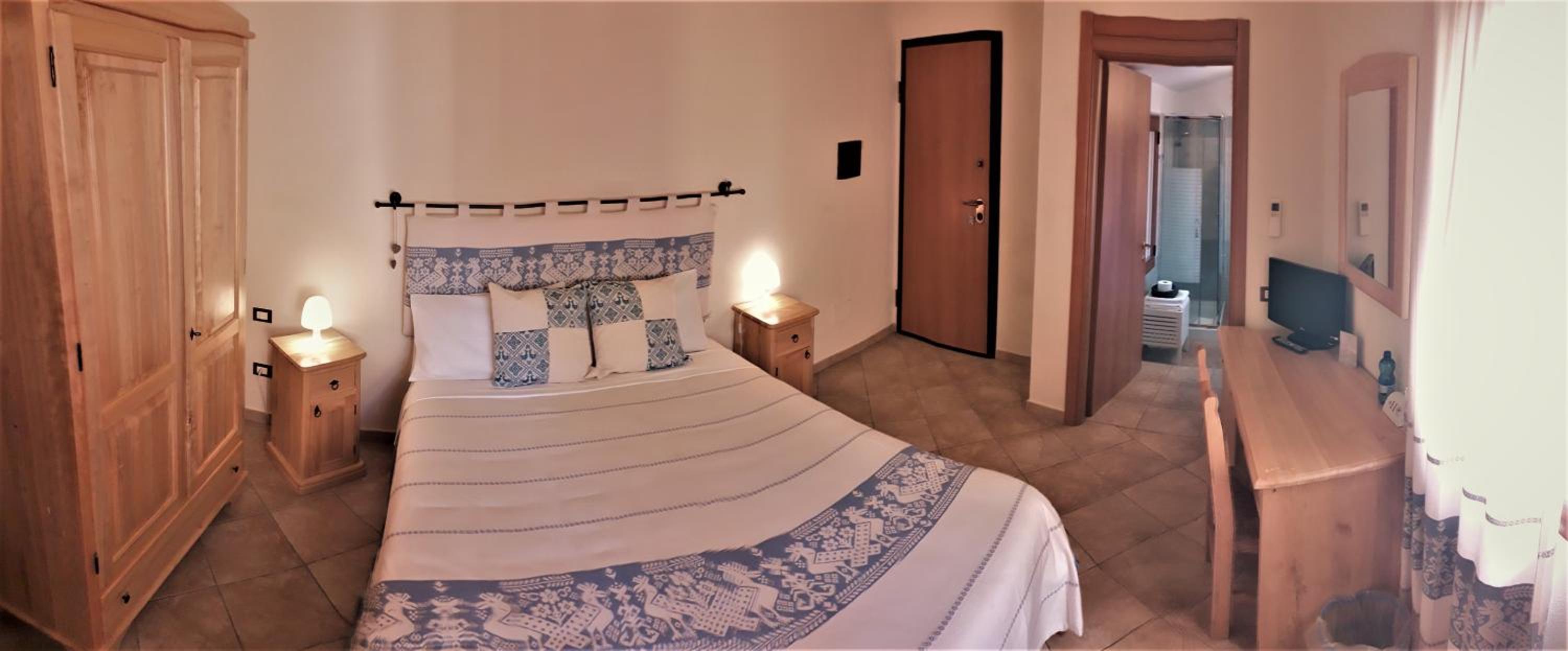 Double Room with Patio photo 1