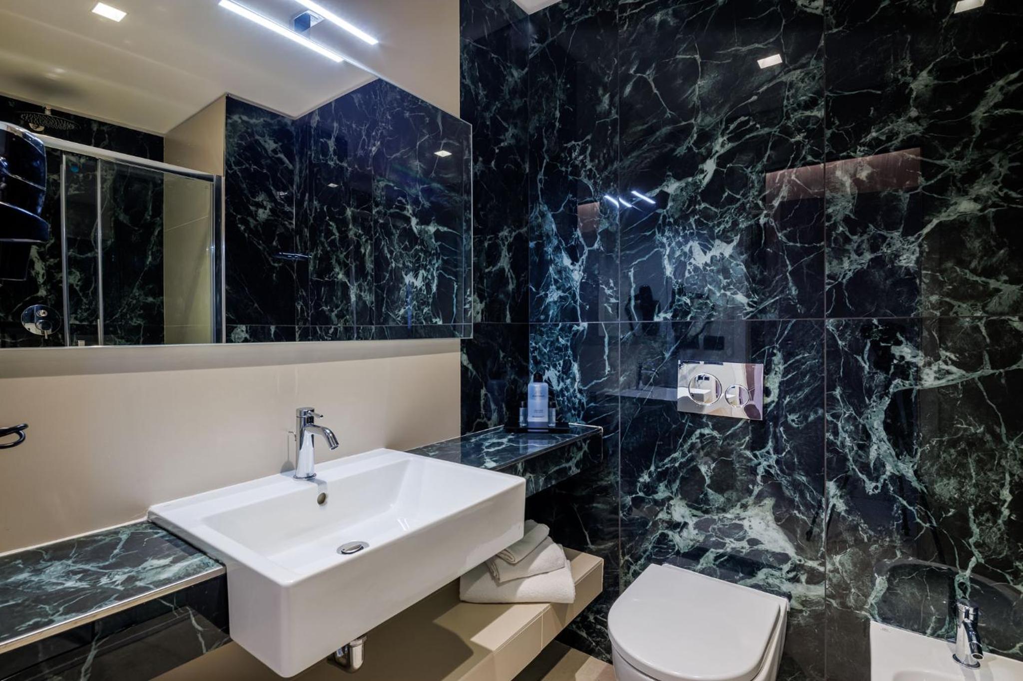 Superior Single Room photo 3
