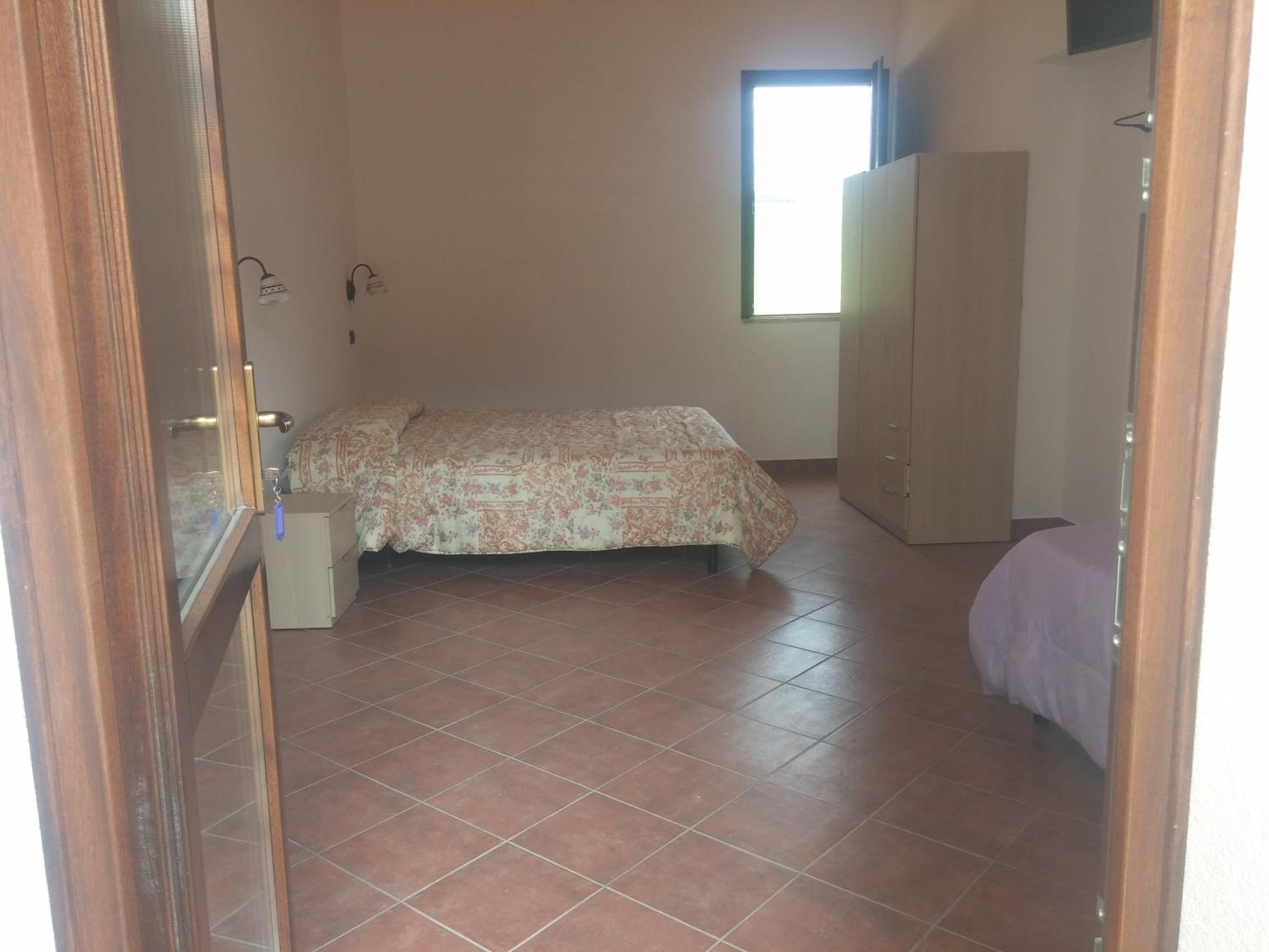 Double Room with Extra Bed photo 1