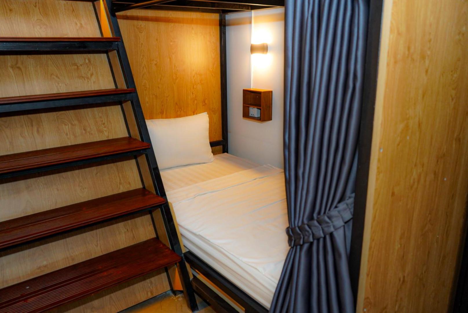 Bed in 4-Bed Mixed Dormitory Room photo 1