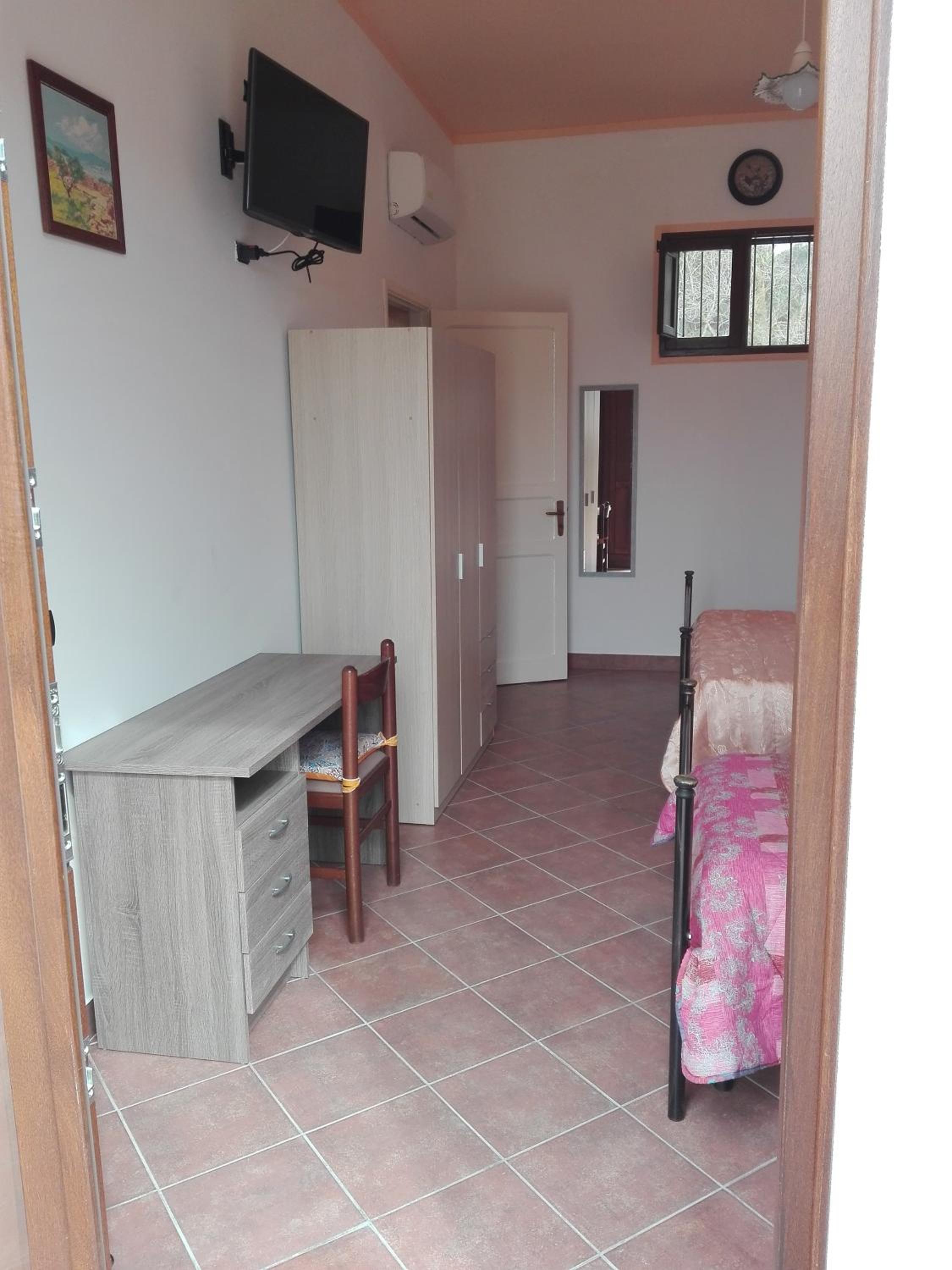 Double Room with Extra Bed photo 1
