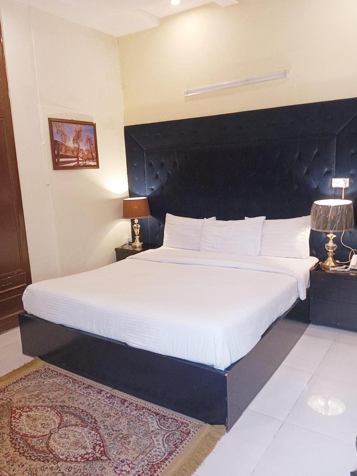 Standard Single Room photo 2