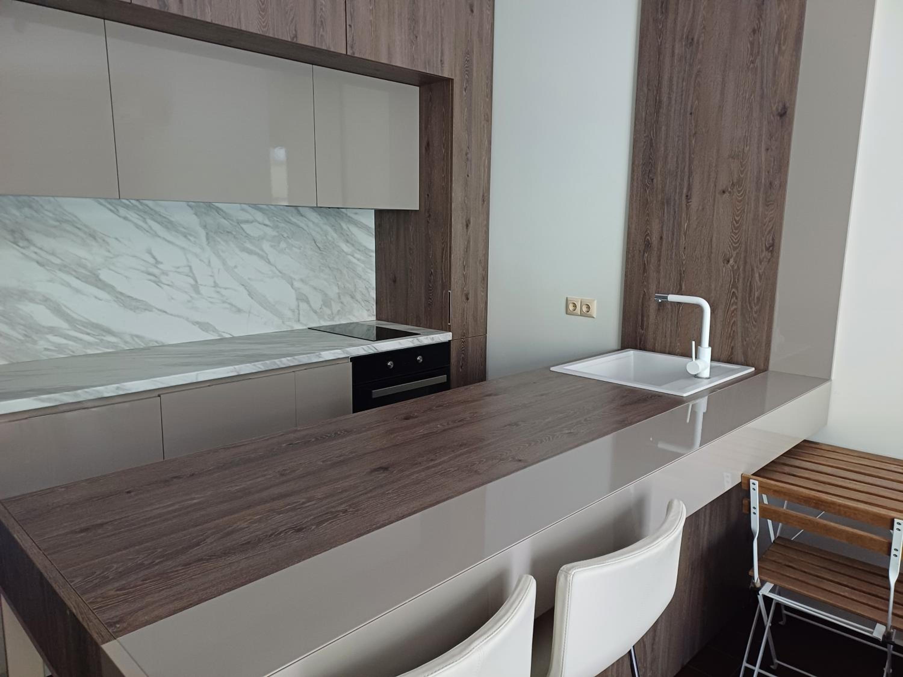 One-Bedroom Apartment with Sea View photo 1