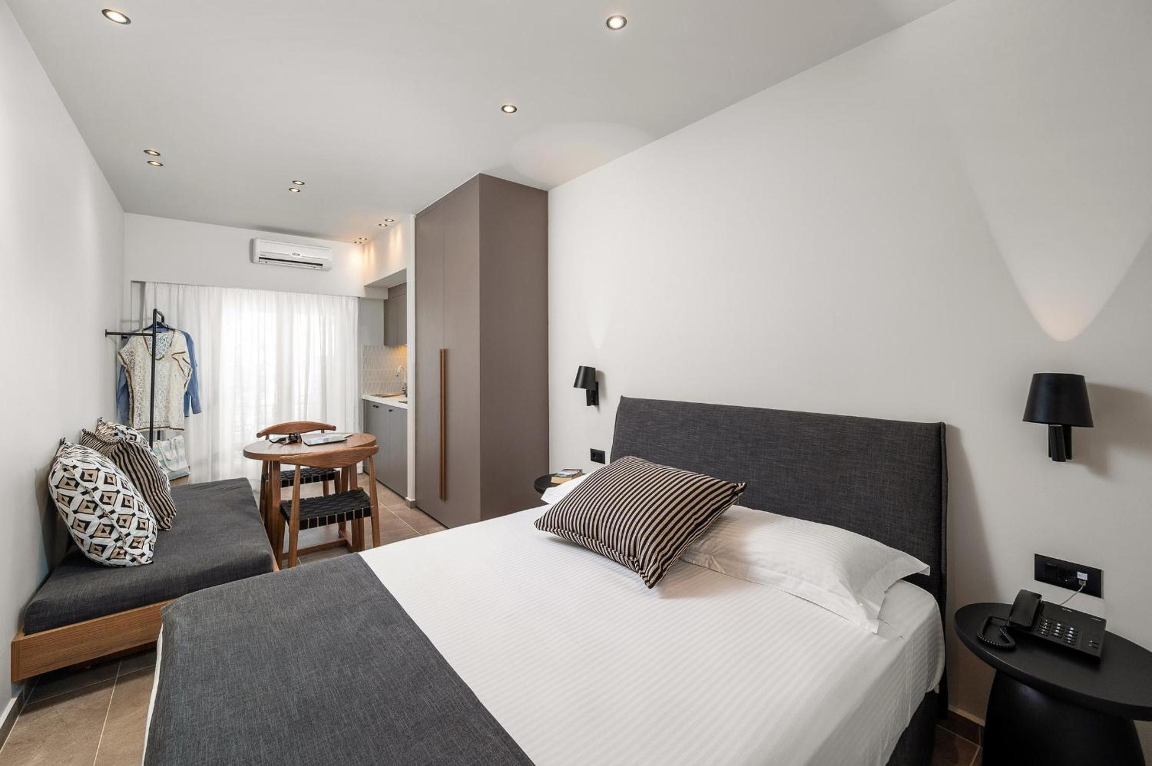 Deluxe Double or Twin Room - Photo 1